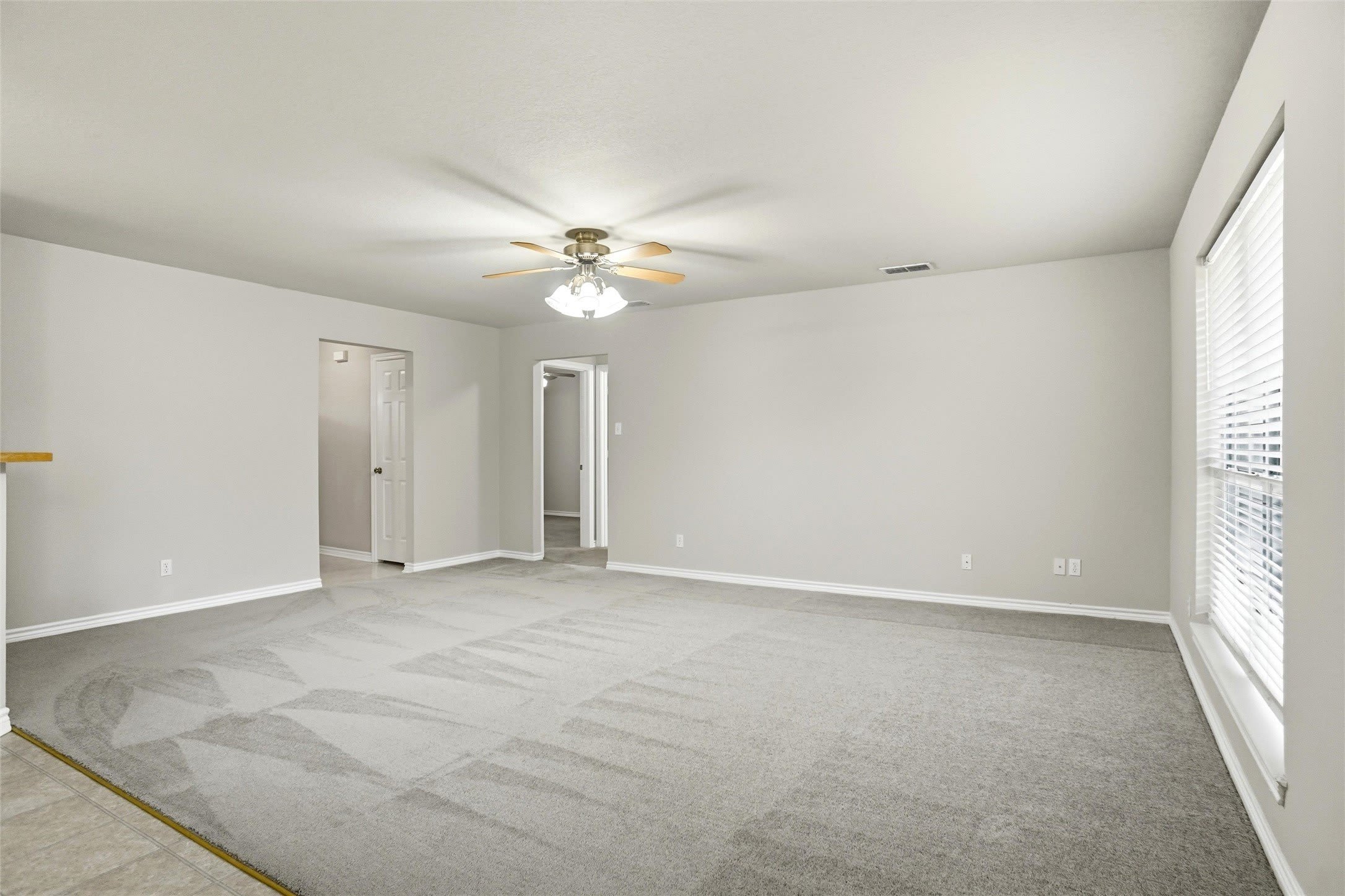 612 N Avenue C – photo 3