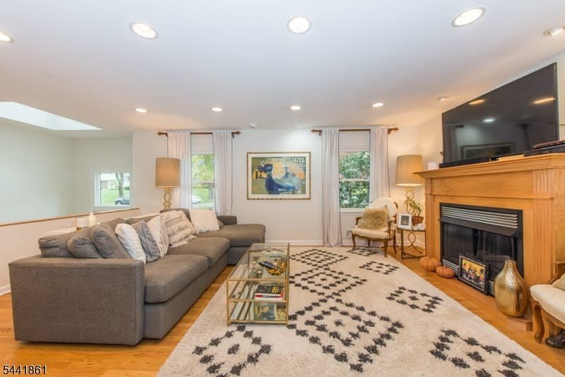 23 Kearney Ter – photo 4