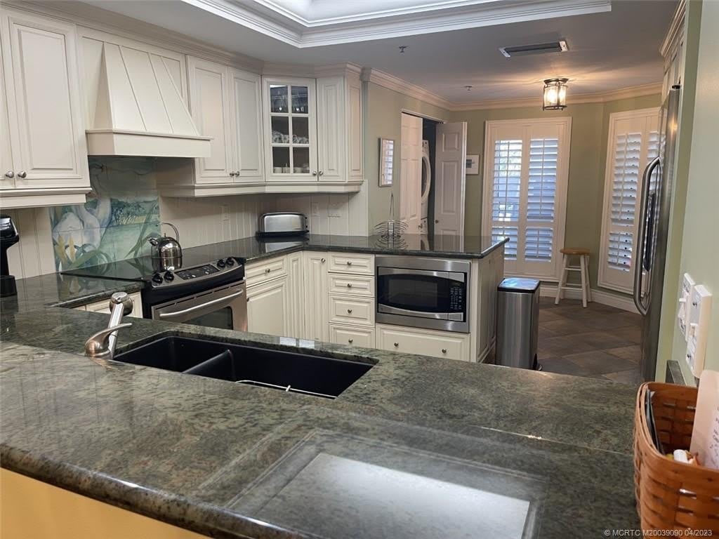 144 Ne Edgewater Drive – photo 5