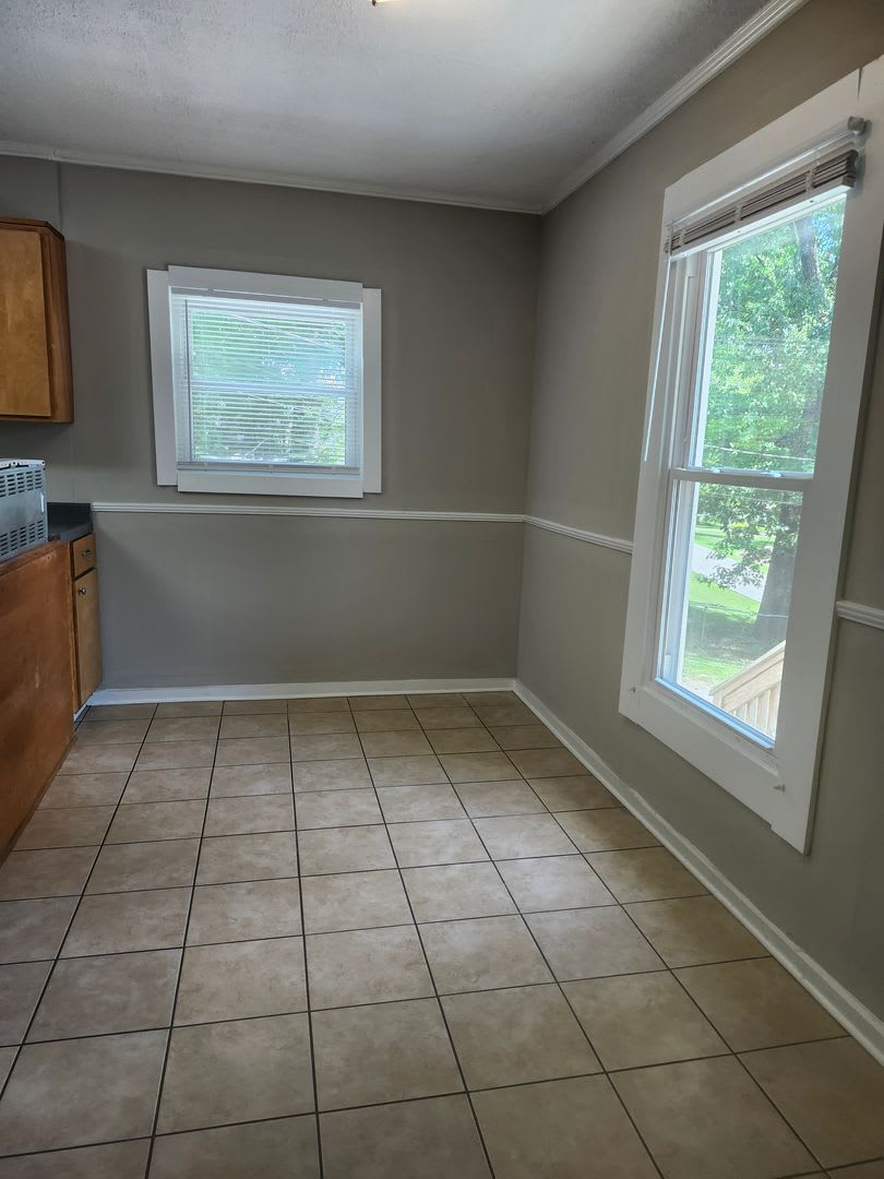 3 Bedroom 2 Bath Home With Den In Convenient Location – photo 5