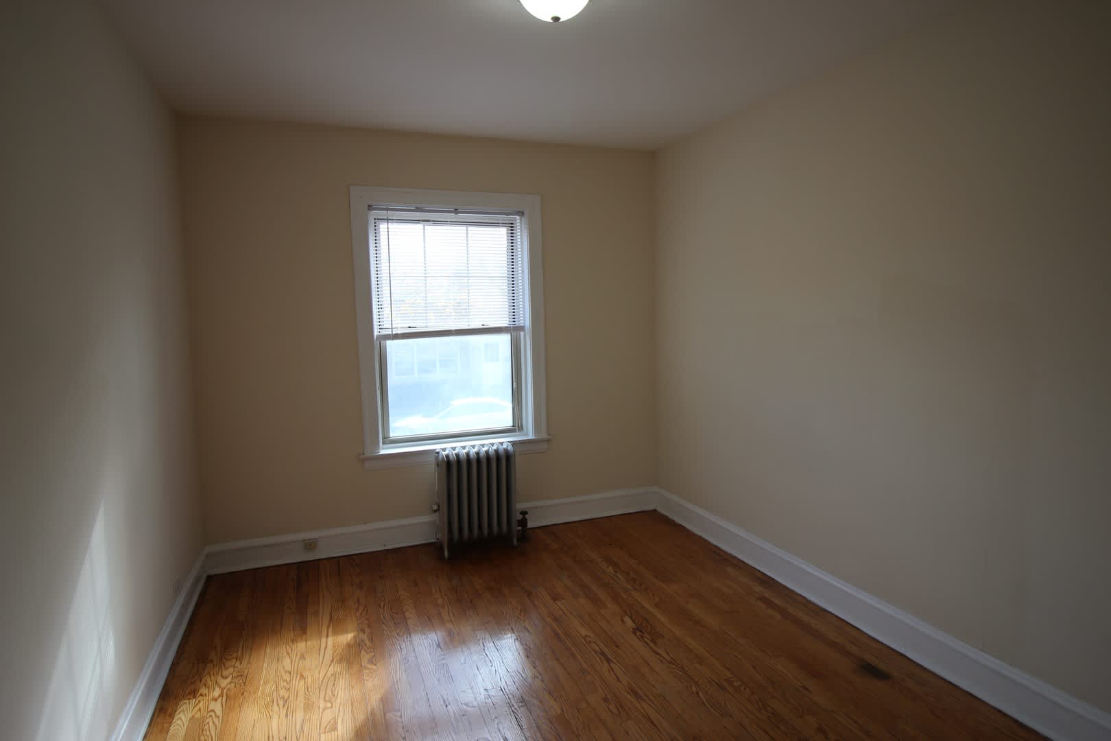 2316 W Granville Ave – photo 3