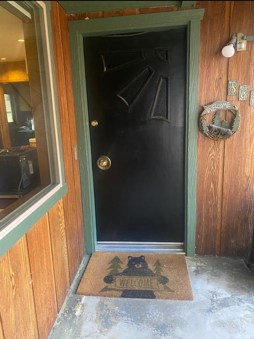 Lovely 3Bd home available for a Seasonal Lease for a 3-6 months! Call and inquire today! – photo 3