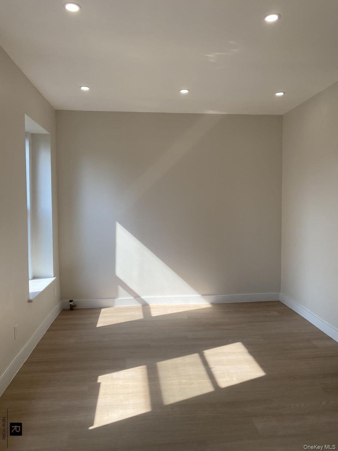76 4th Avenue – photo 3