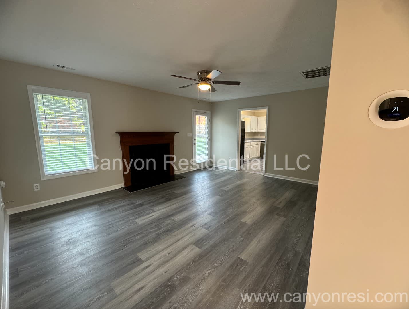 Recently Renovated 3 Bedroom Beautiful home! – photo 5