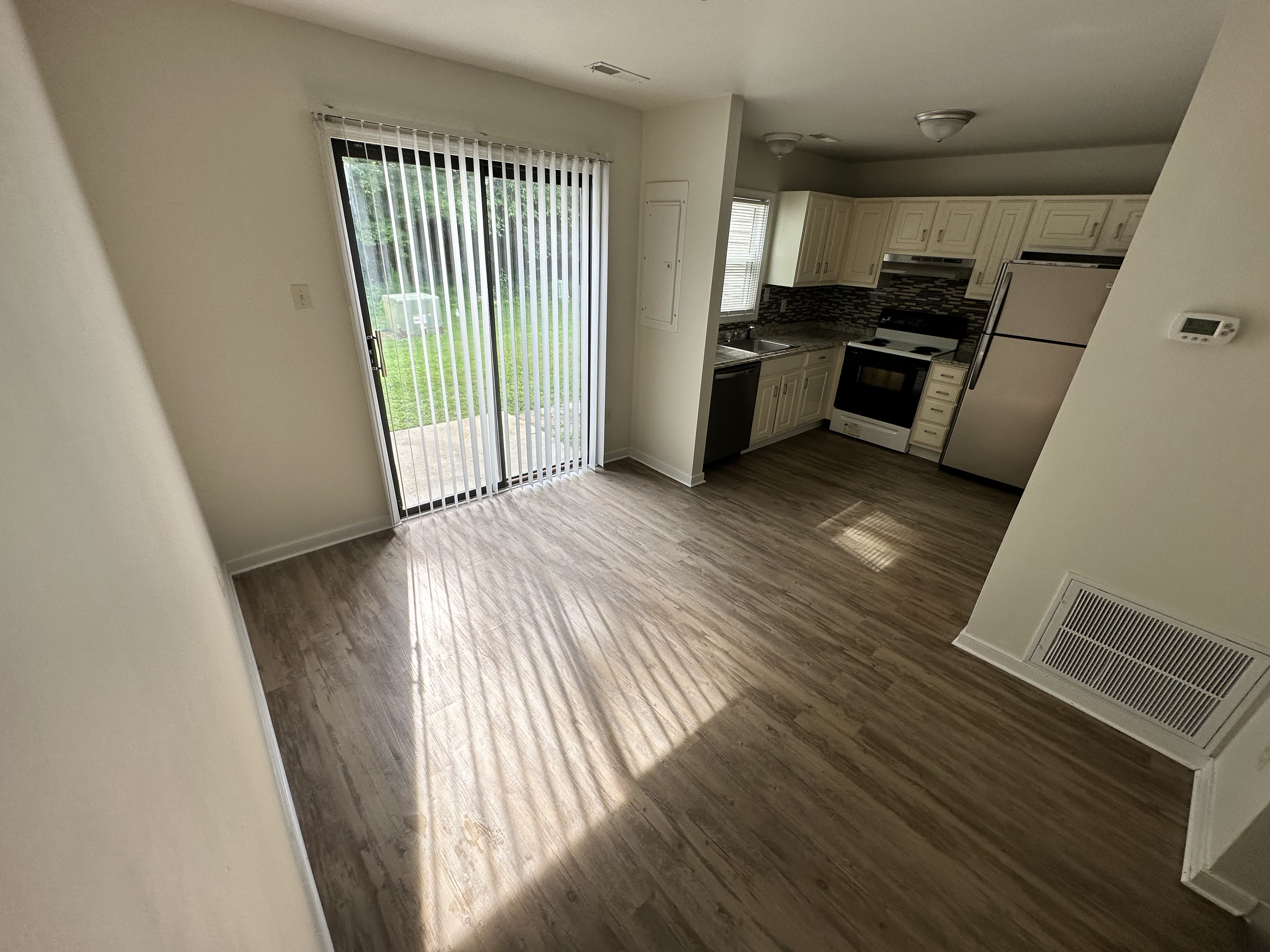 15210 Broadwater Court – photo 1