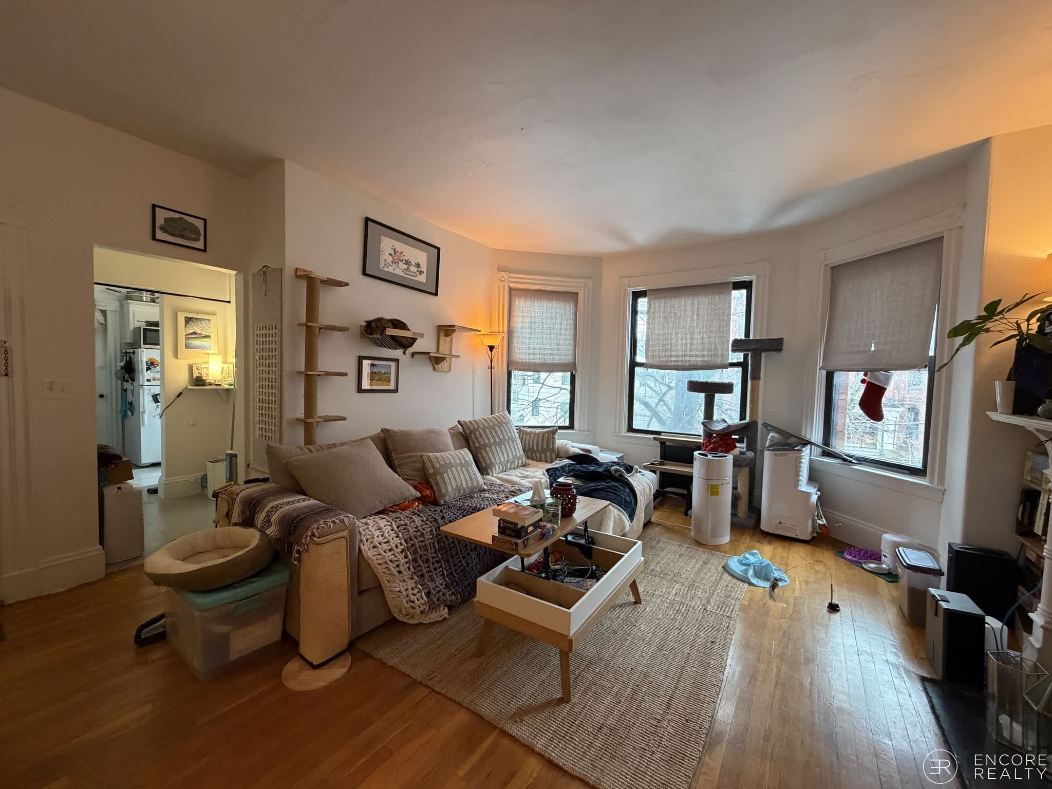 16 Davis Ave – photo 2