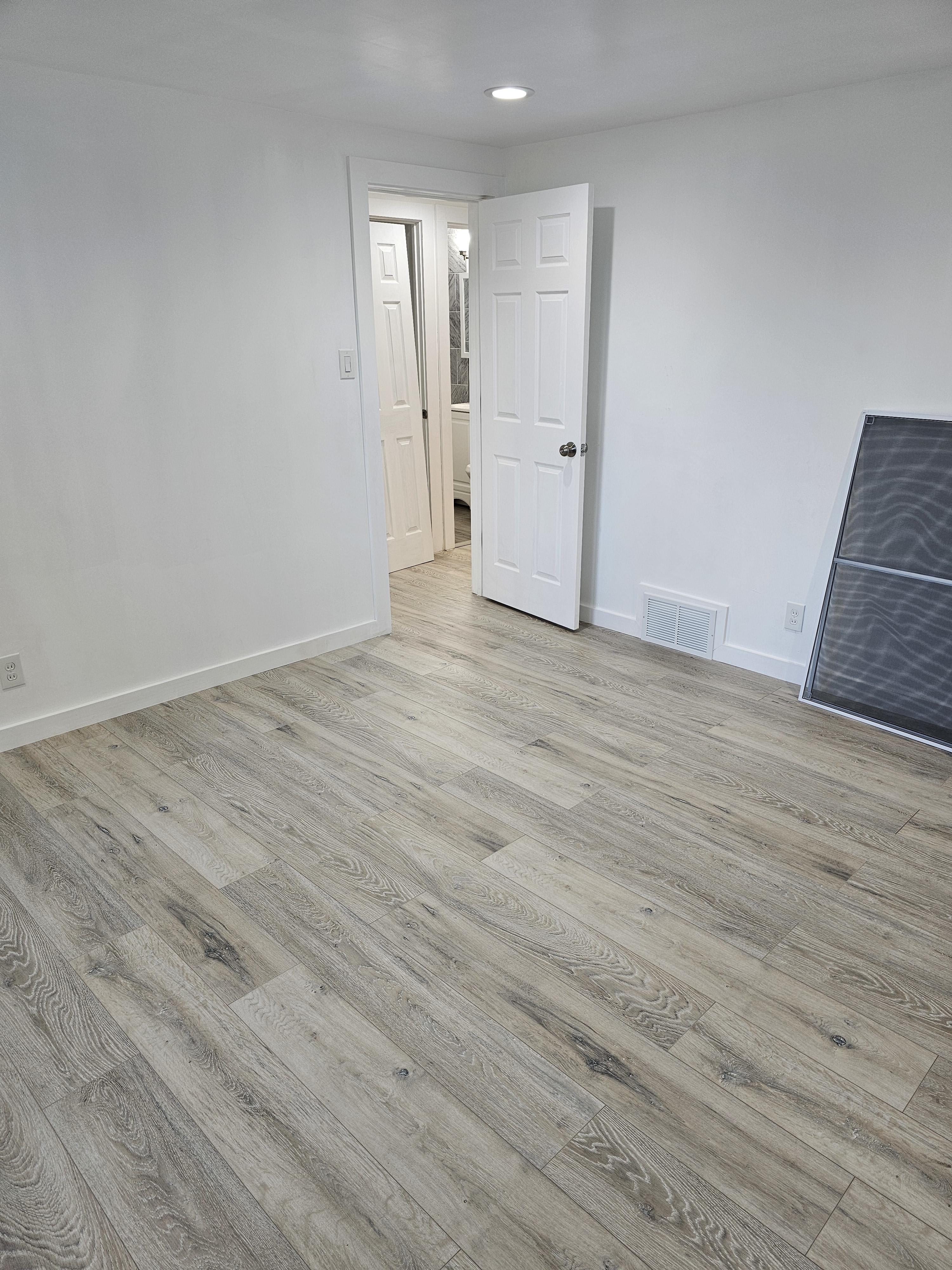 4357 Coleridge St – photo 5