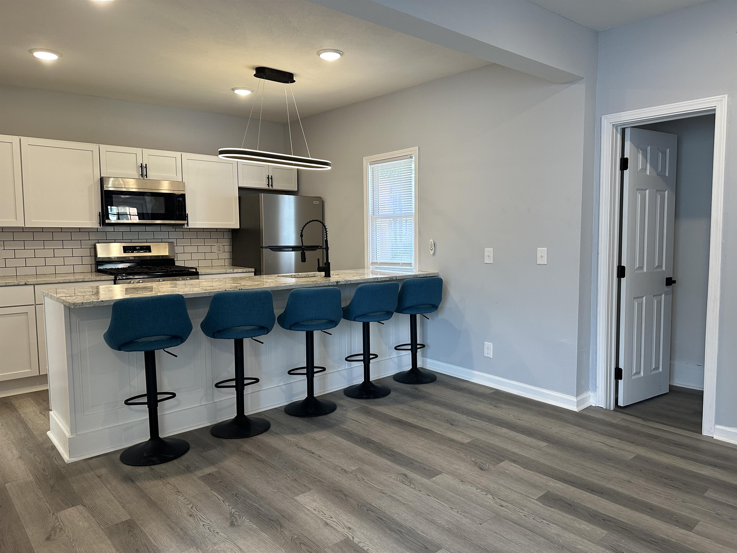 309 Oak Street – photo 5