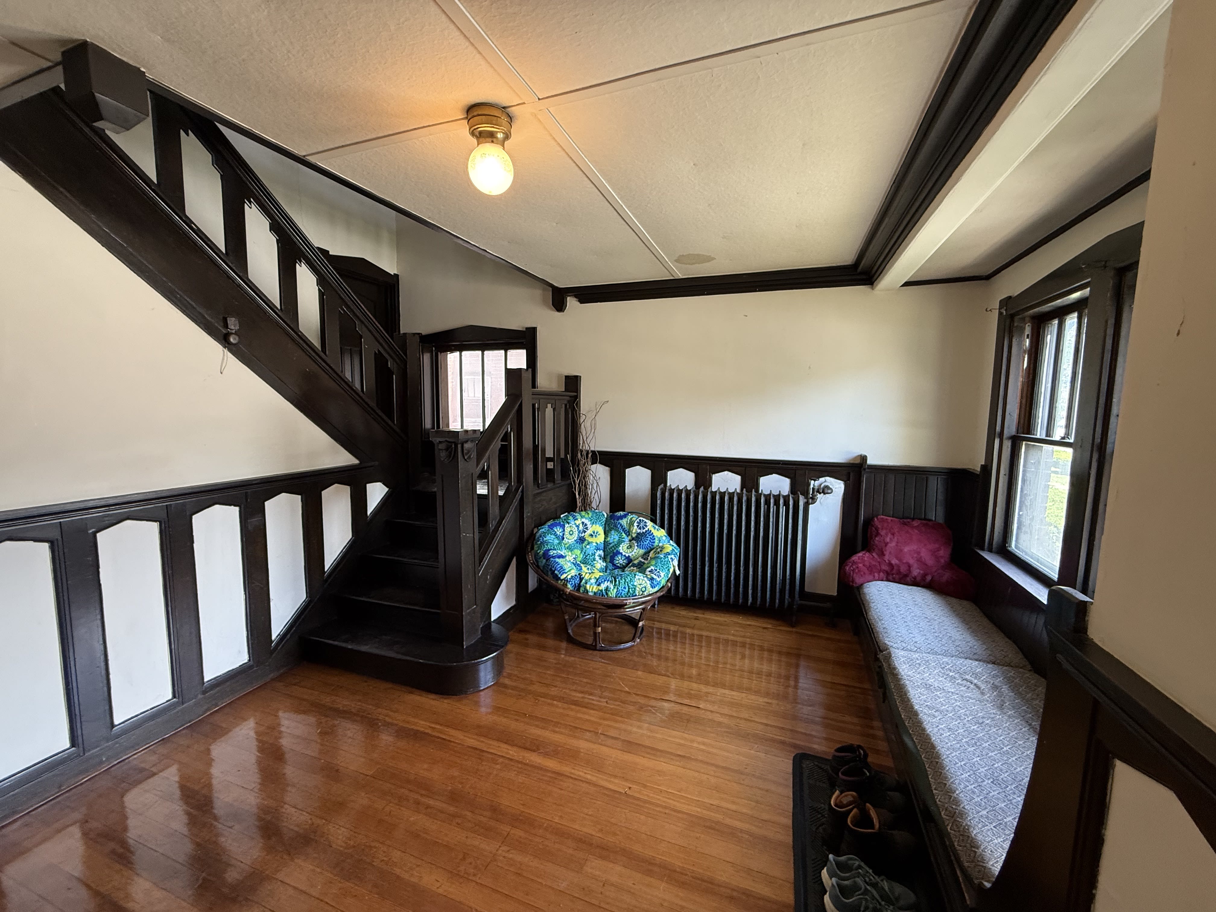 98 Mt Auburn St – photo 2