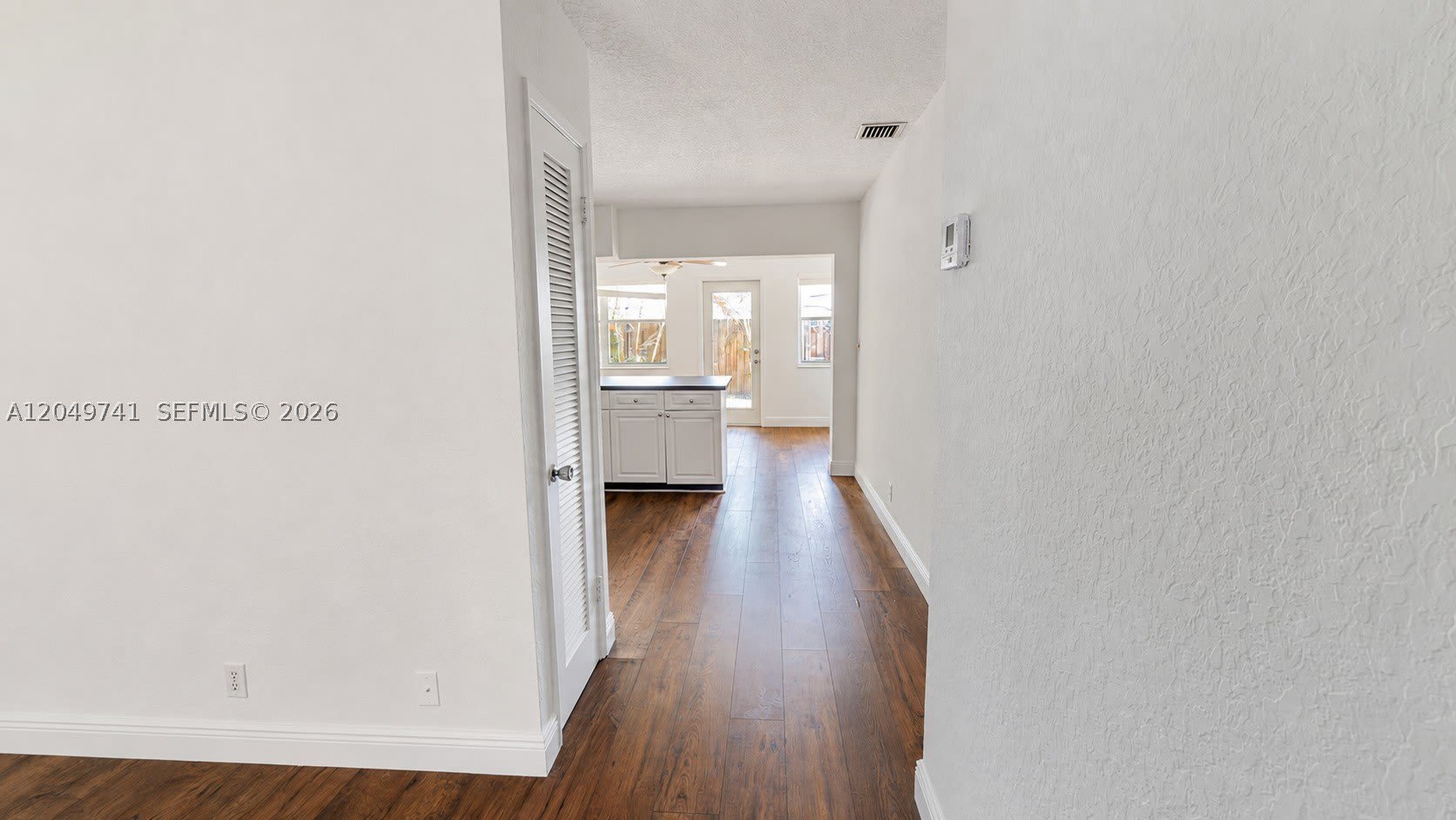 5040 Ne 14Th Ter – photo 4