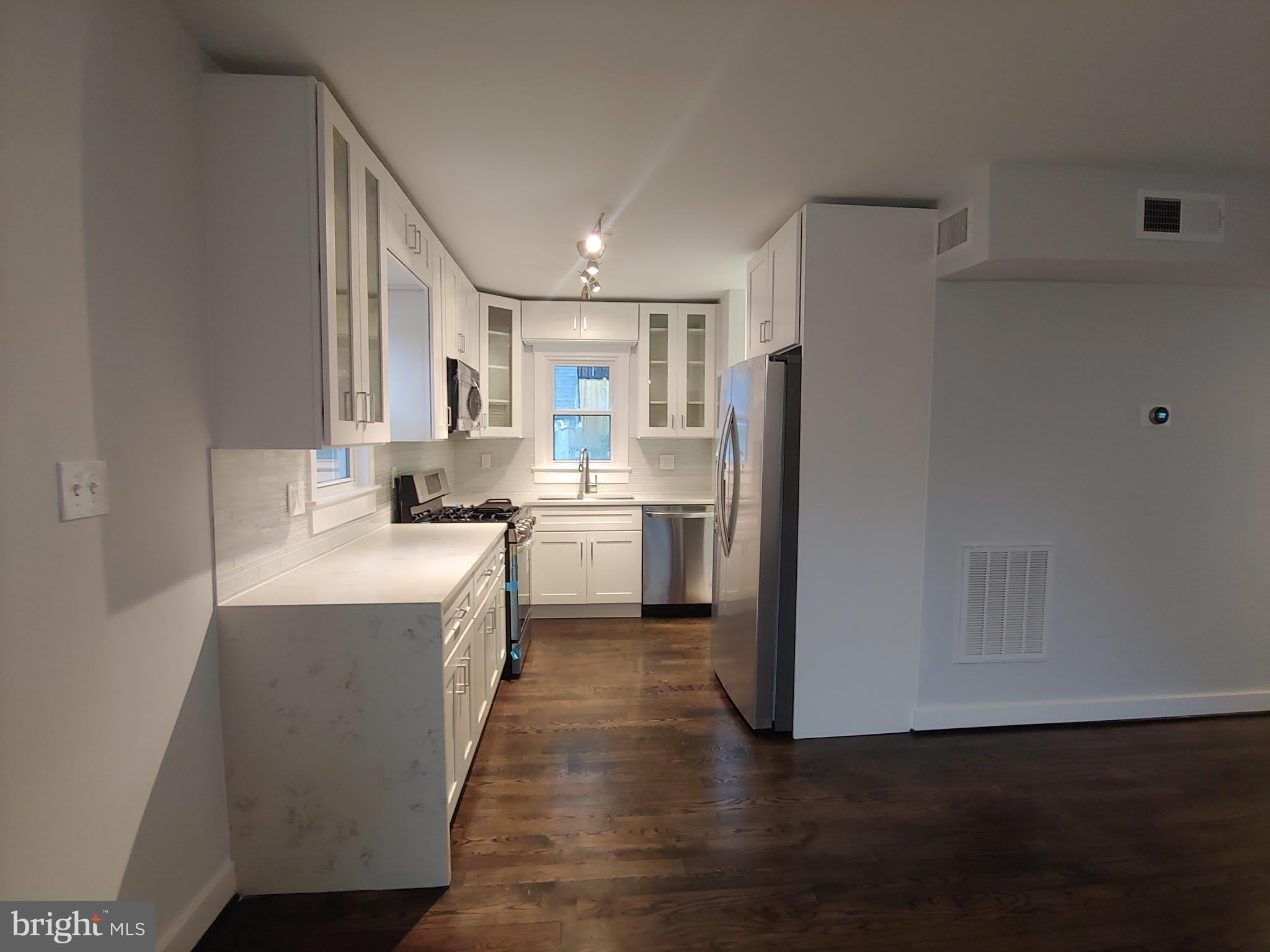2510 Jamaica Drive – photo 4
