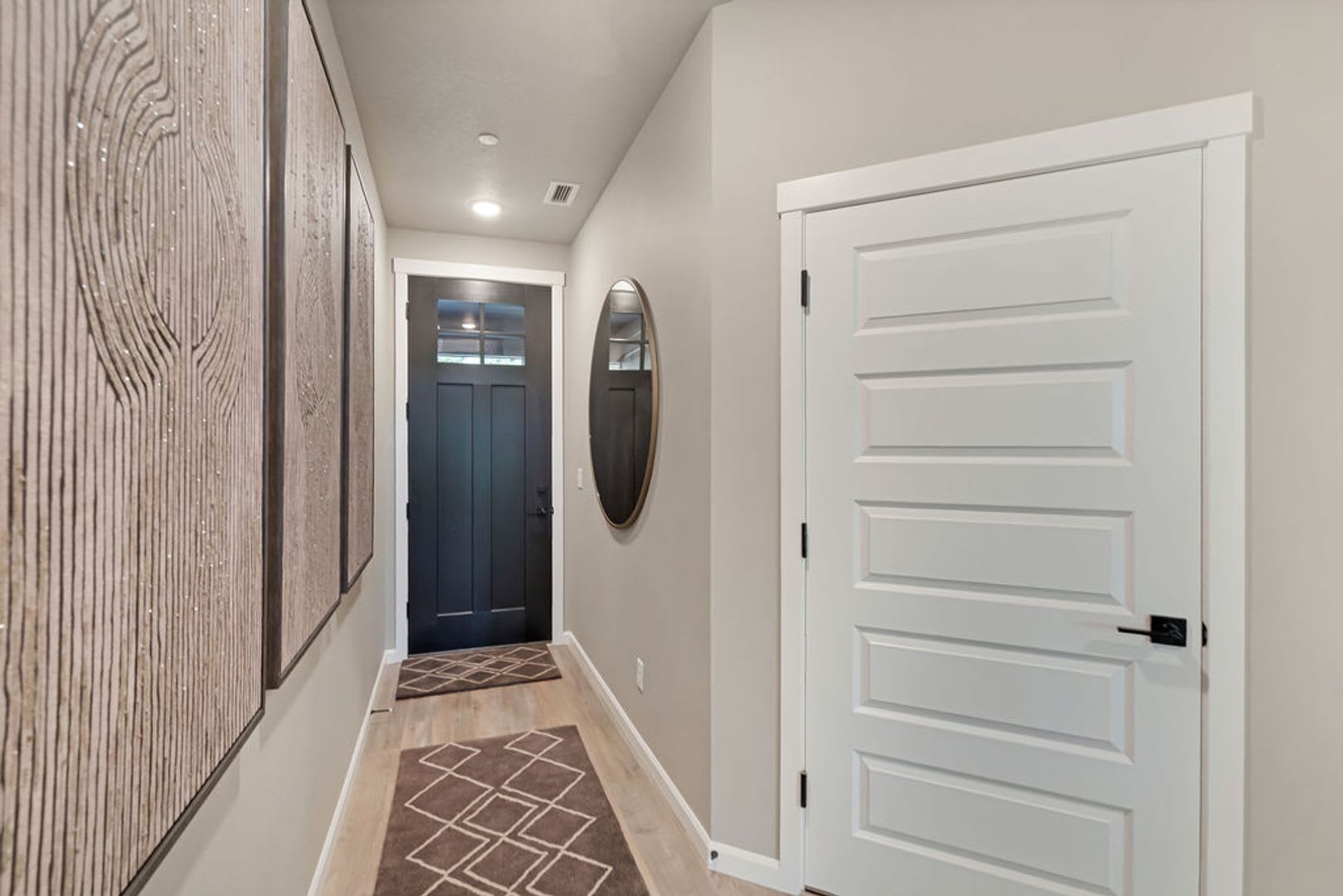 End Unit Luxury Townhome for Lease at the Courtyards at Hidden Crest – photo 2