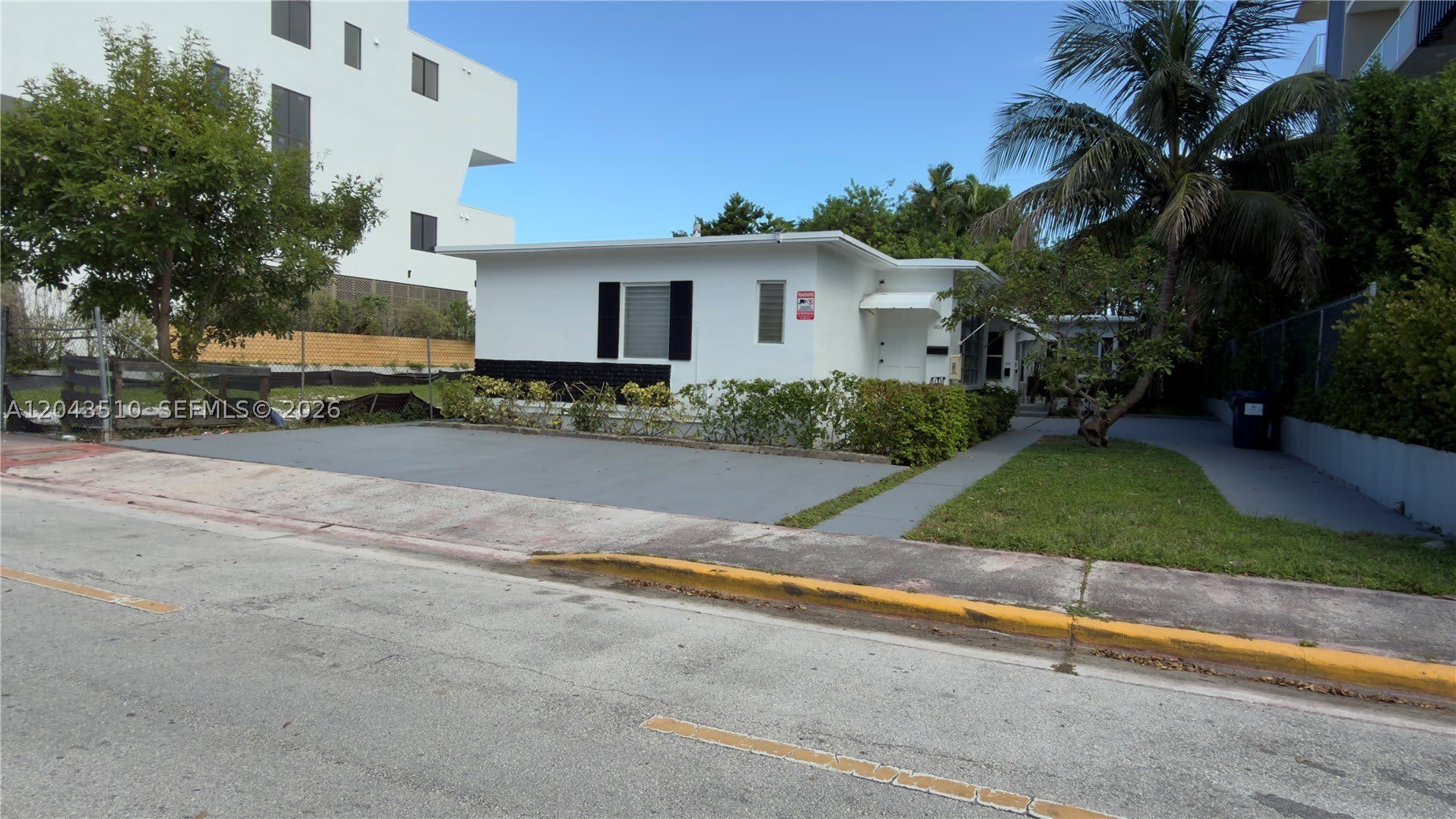 808 84th St – photo 3