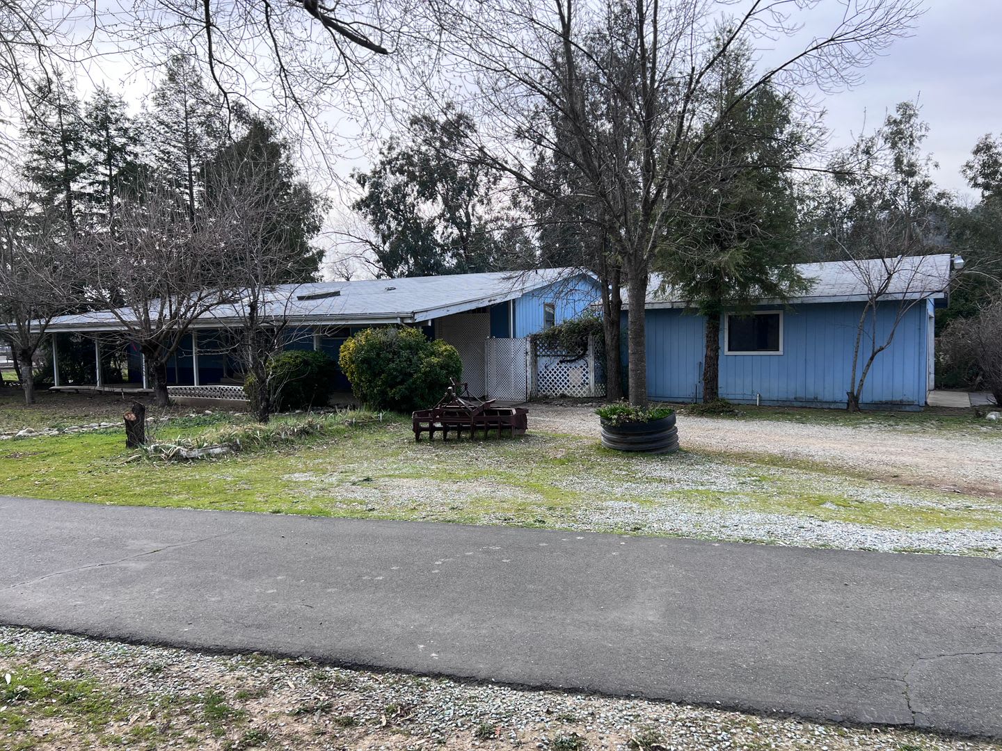 Country Setting 4 Bedroom 2 Bathroom Home – photo 1