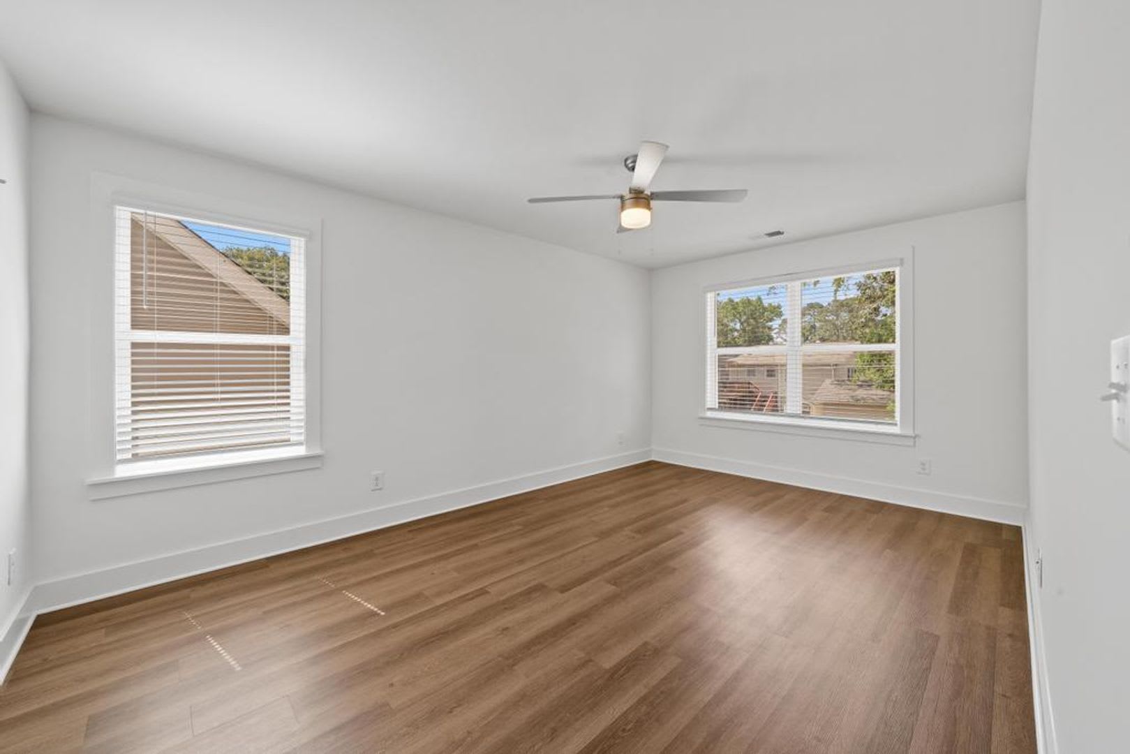3 Bedroom Home with Bonus Office! – photo 3