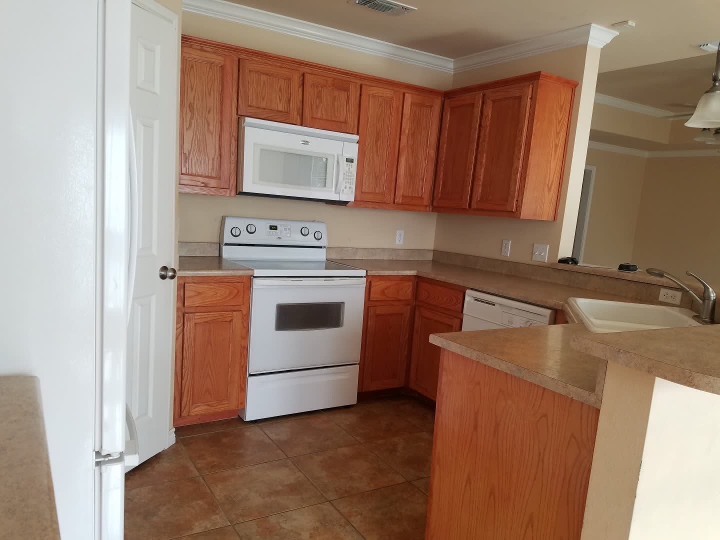 Lovely Home Close To Goodfellow Afb Coming Soon – photo 5