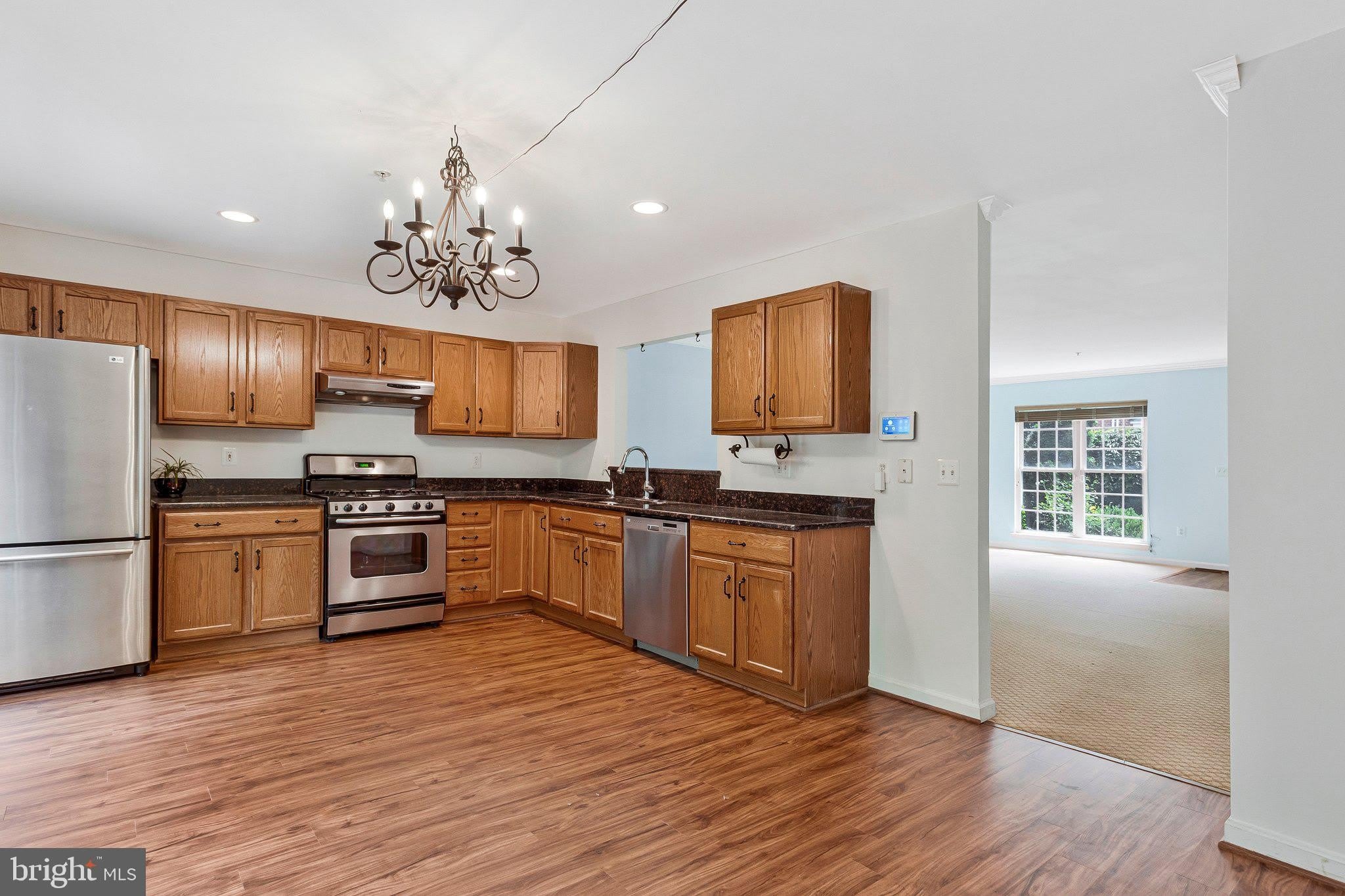 616 BELLERIVE Court – photo 5