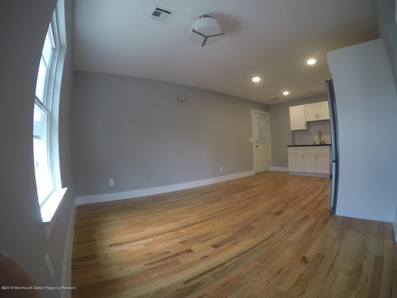 517 Asbury Avenue – photo 5
