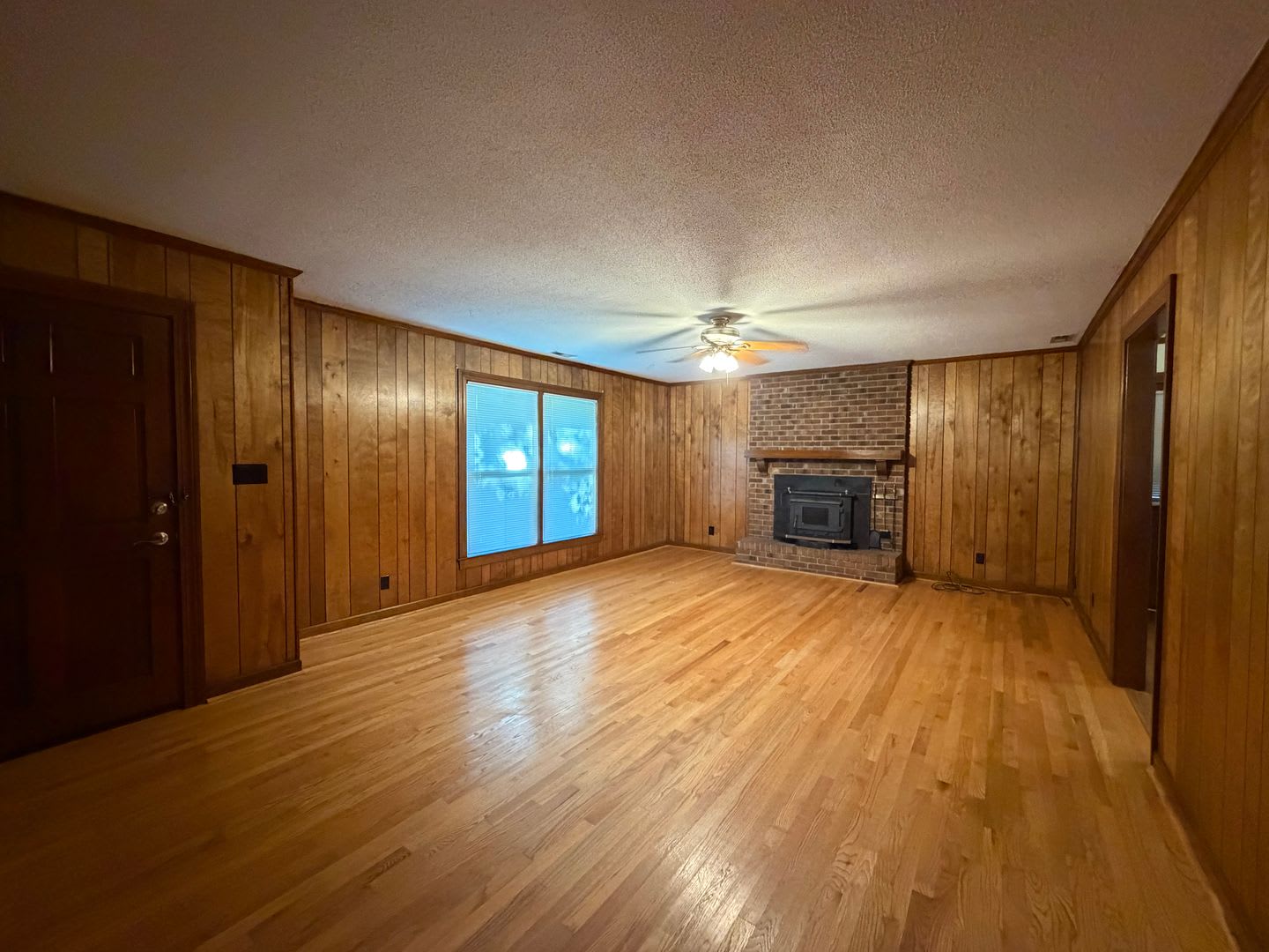 Adorable Home in Rock Creek! – photo 3