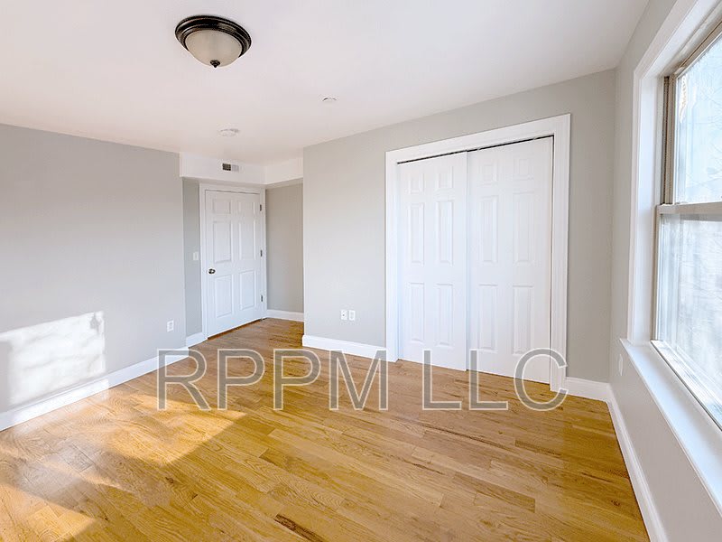 381 Communipaw Ave UNIT 2B – photo 5