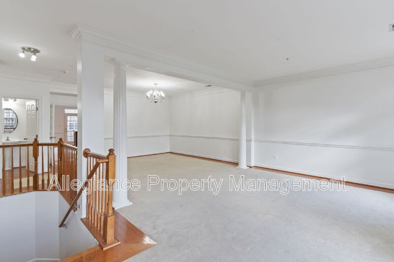 5675 Harrington Falls Ln – photo 3