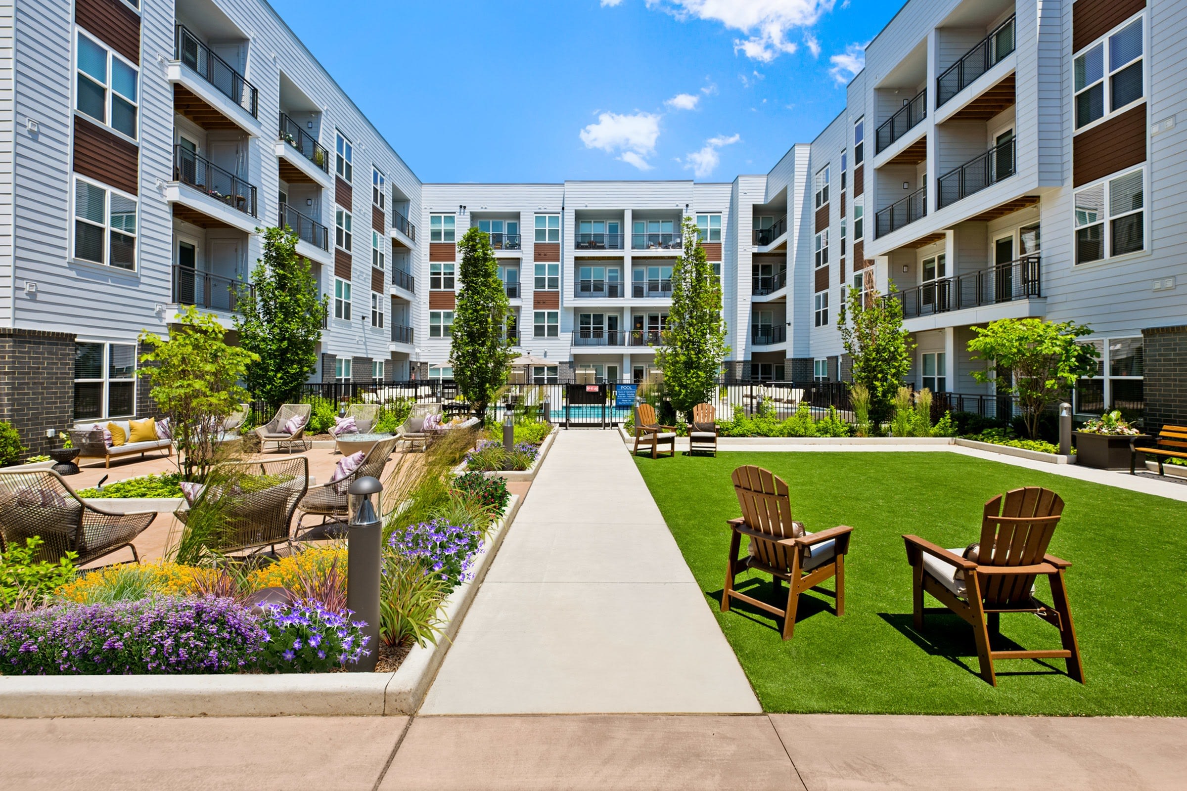Everleigh Vernon Hills 55 Active Adult Apartment Homes – photo 5