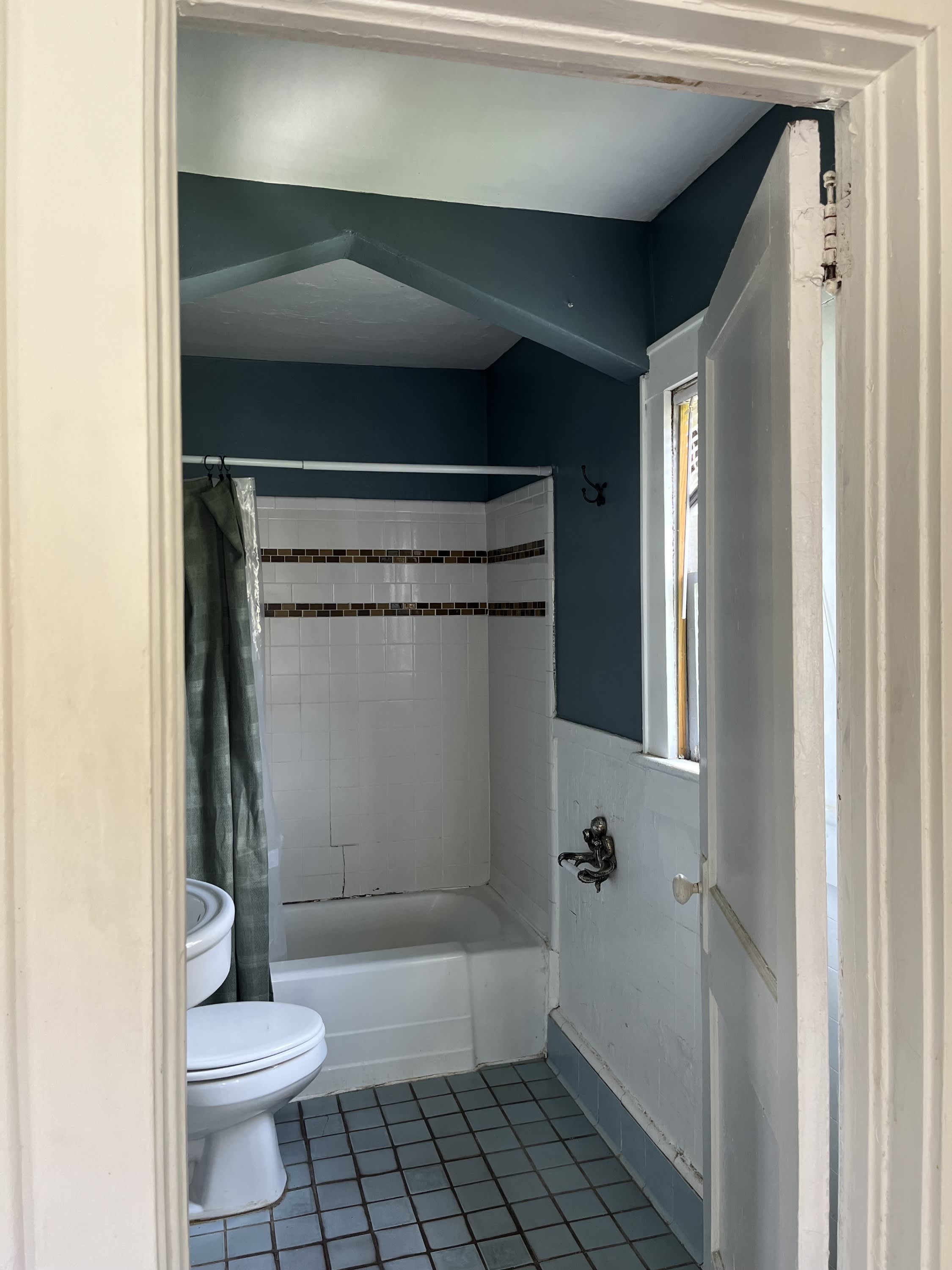 1810 Lincoln Street – photo 4