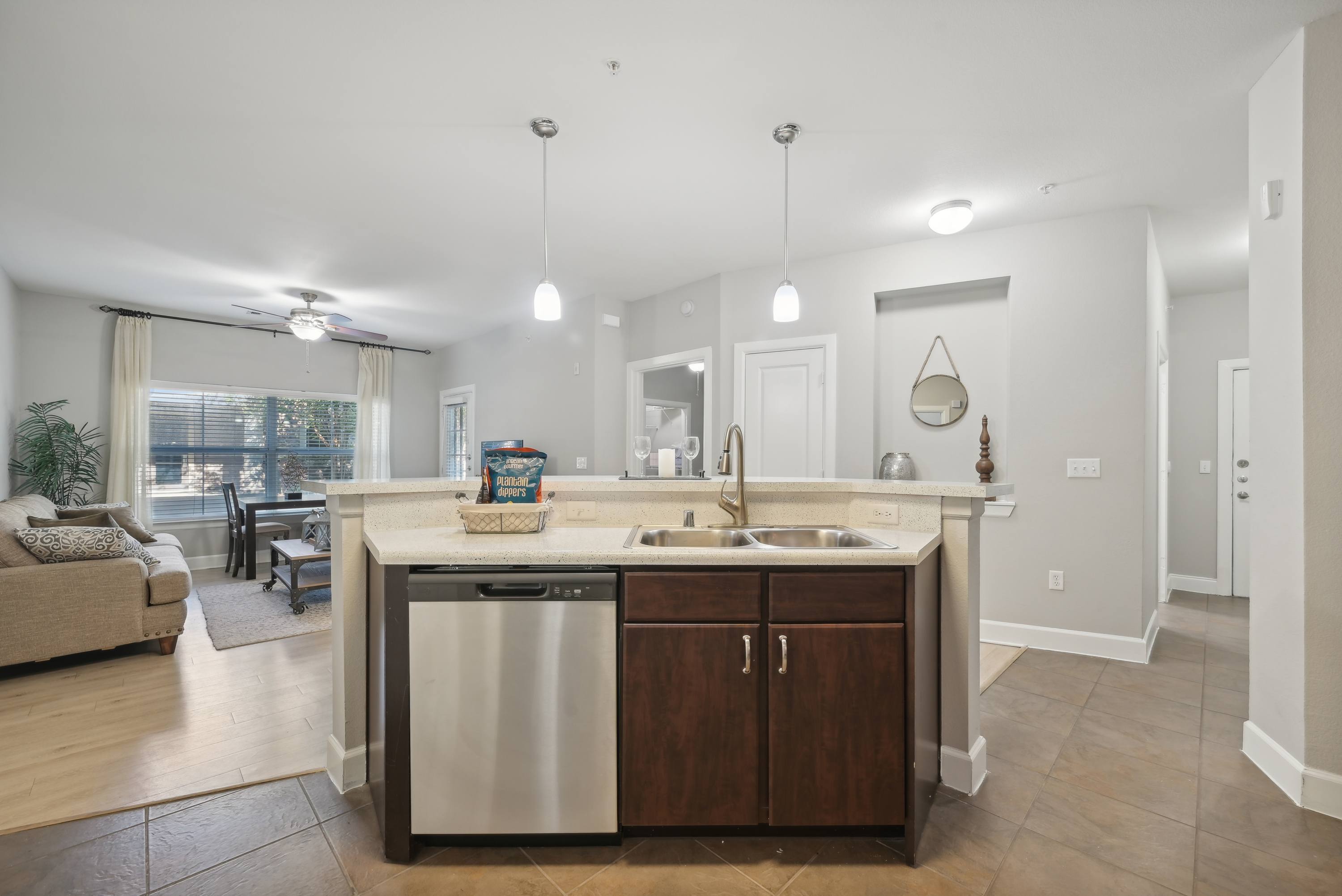 District at Greenville – photo 5