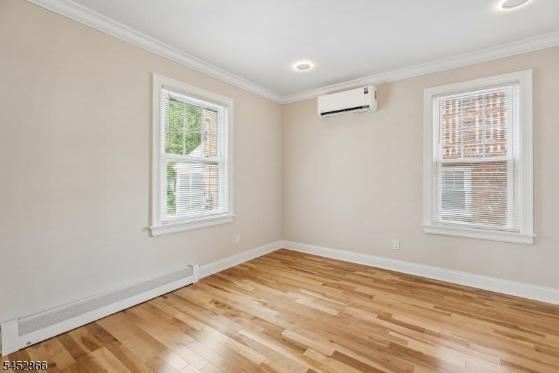 57 Greenwood Ave UNIT 2 – photo 5