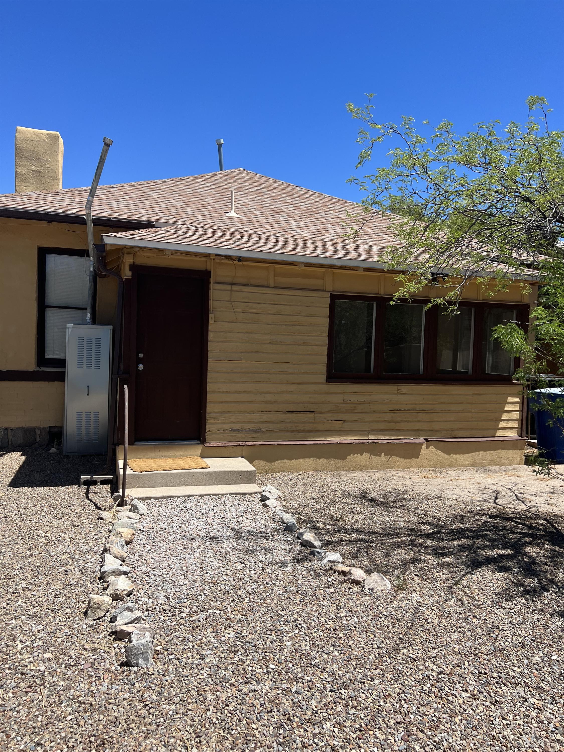 704 East University Boulevard – photo 2