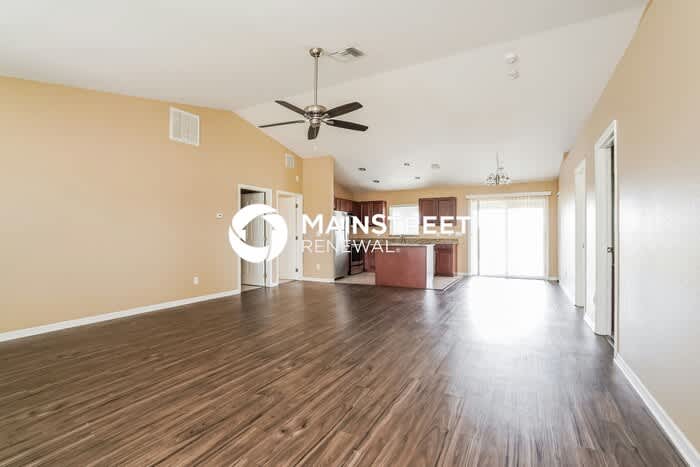 6011 Jane Avenue North – photo 2