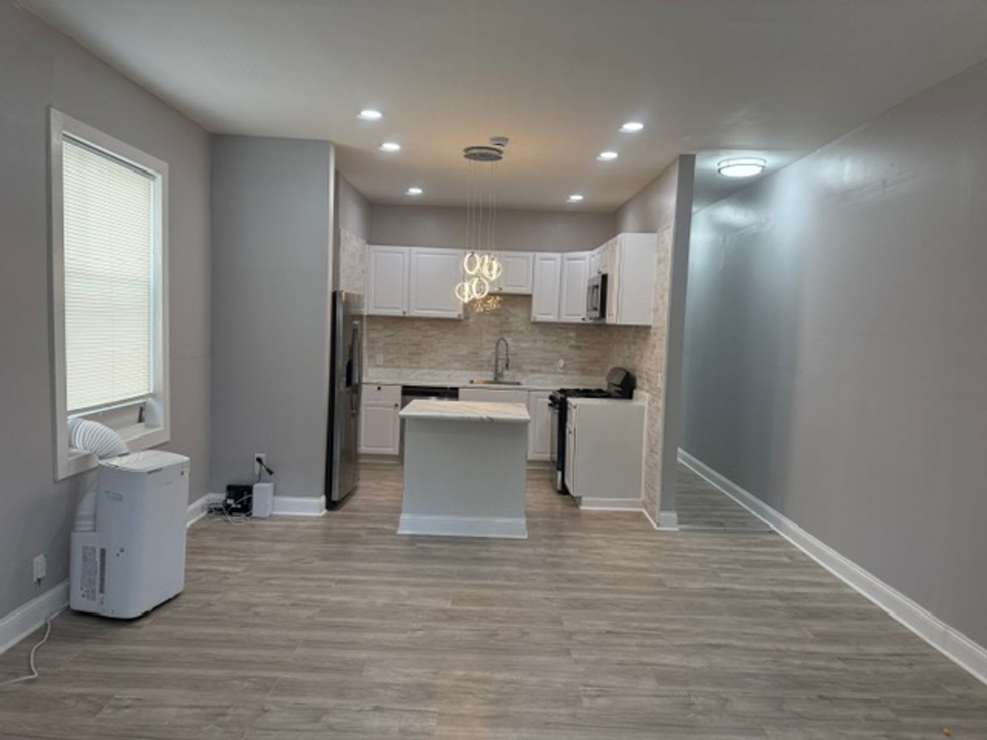 5033 Walnut Street – photo 2