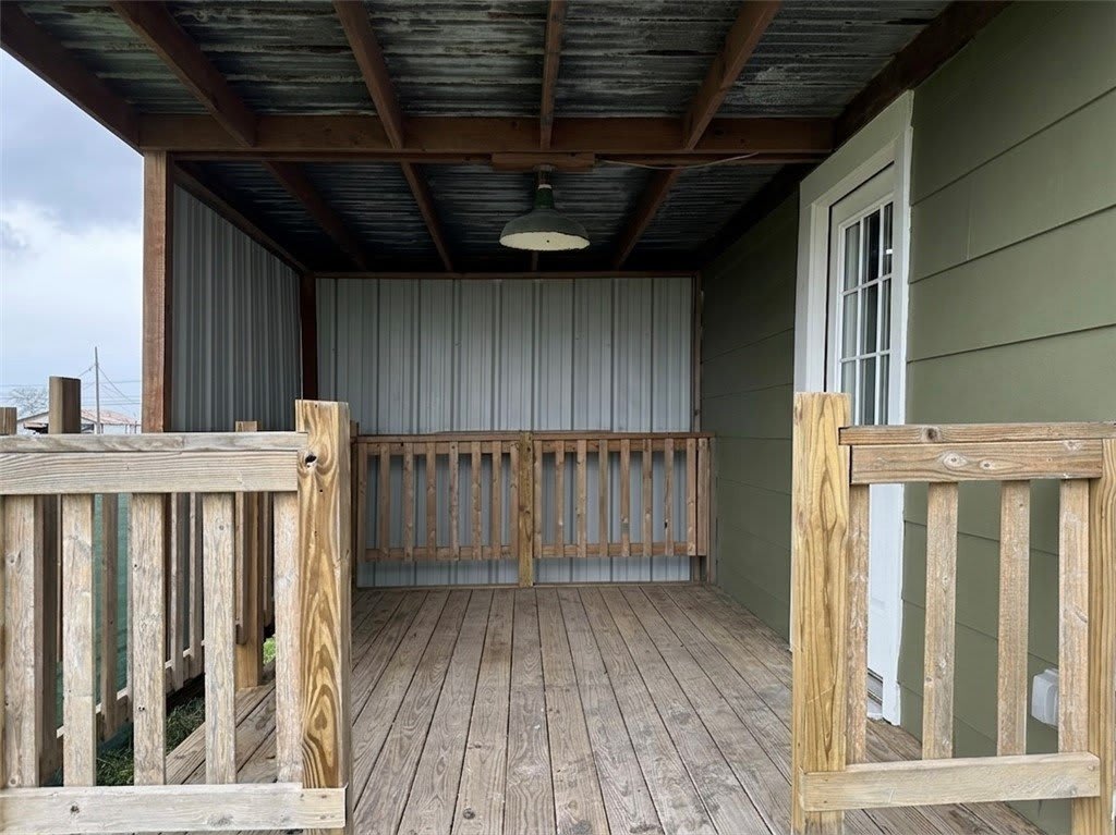 1202 Main Drive – photo 5
