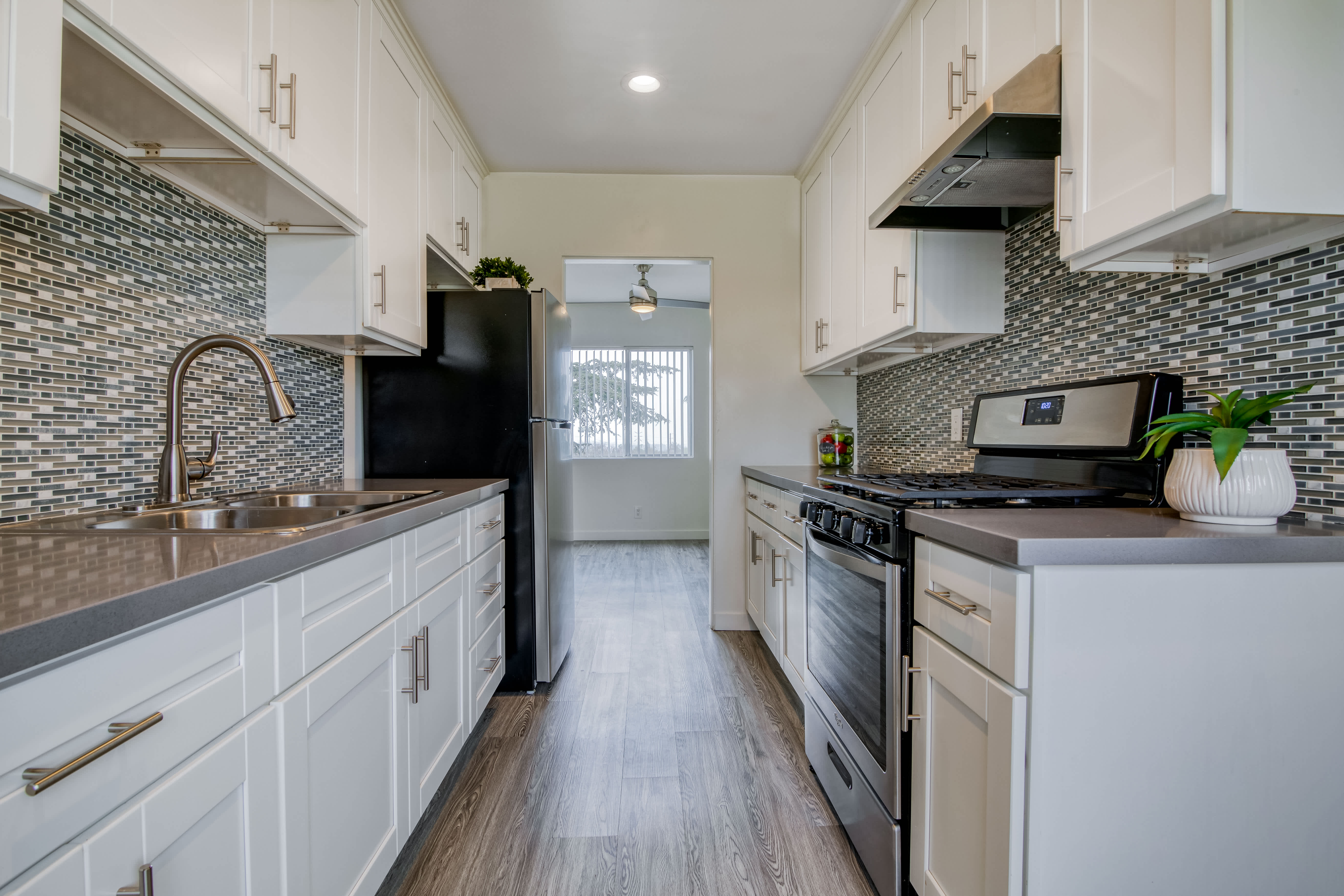 4505-4545 Los Feliz Boulevard – photo 3