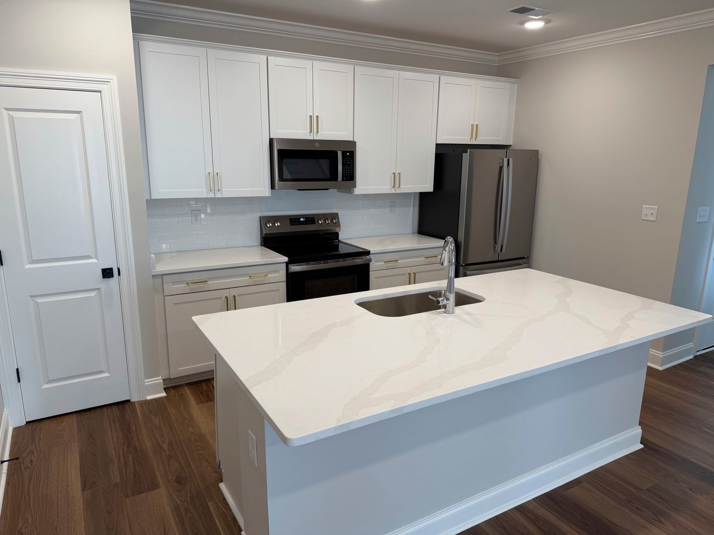 Brand new development off of Pat Patterson Parkway. – photo 5