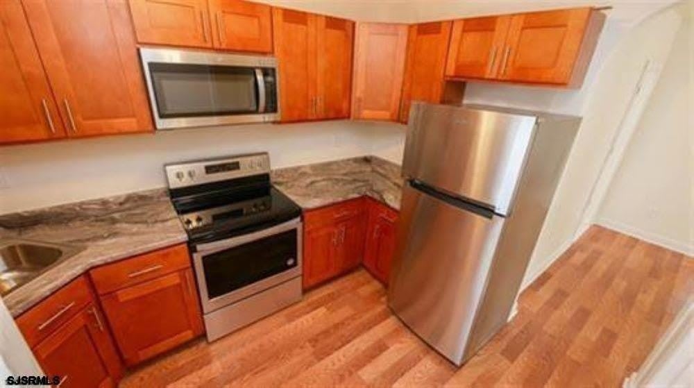 38 N IOWA Ave – photo 4