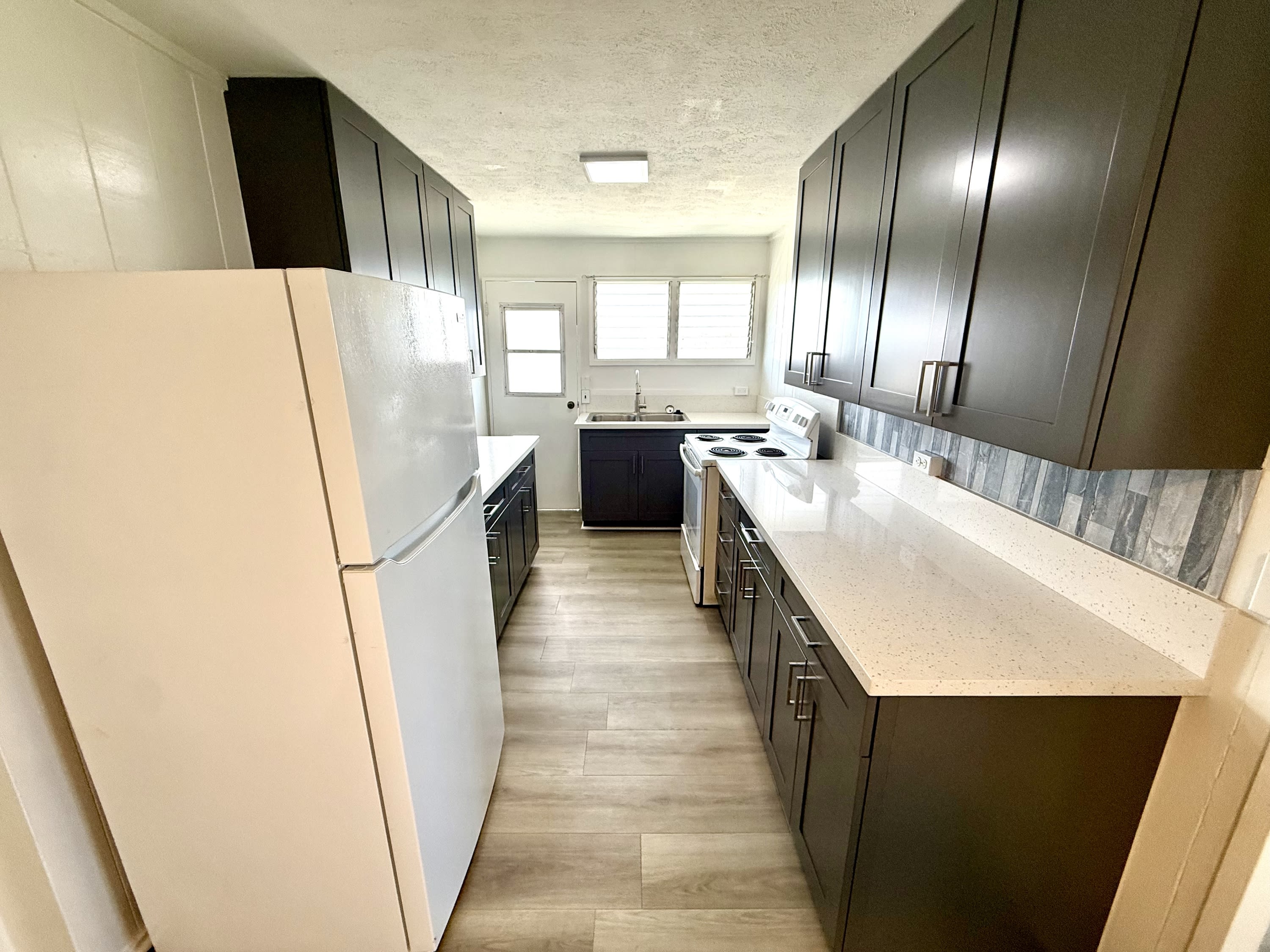 3760 SALT LAKE BLVD- AGENT: DIANE CHOI – photo 3