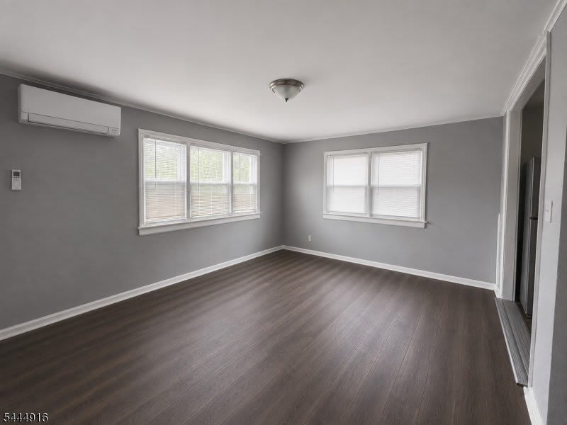 1112 Rivington St – photo 4