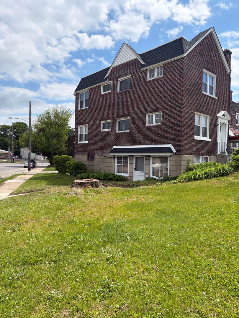 7925 CEDARBROOK Avenue – photo 2