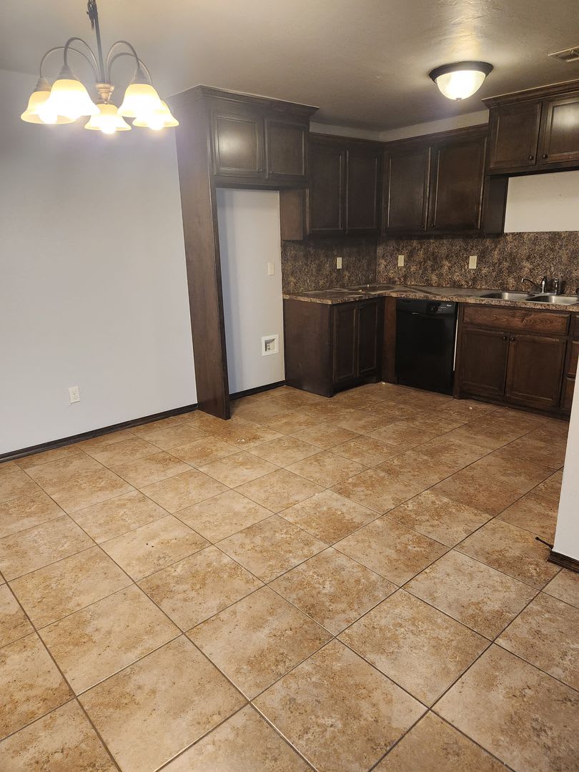 3br 2ba Duplex with 2 car garage! – photo 3