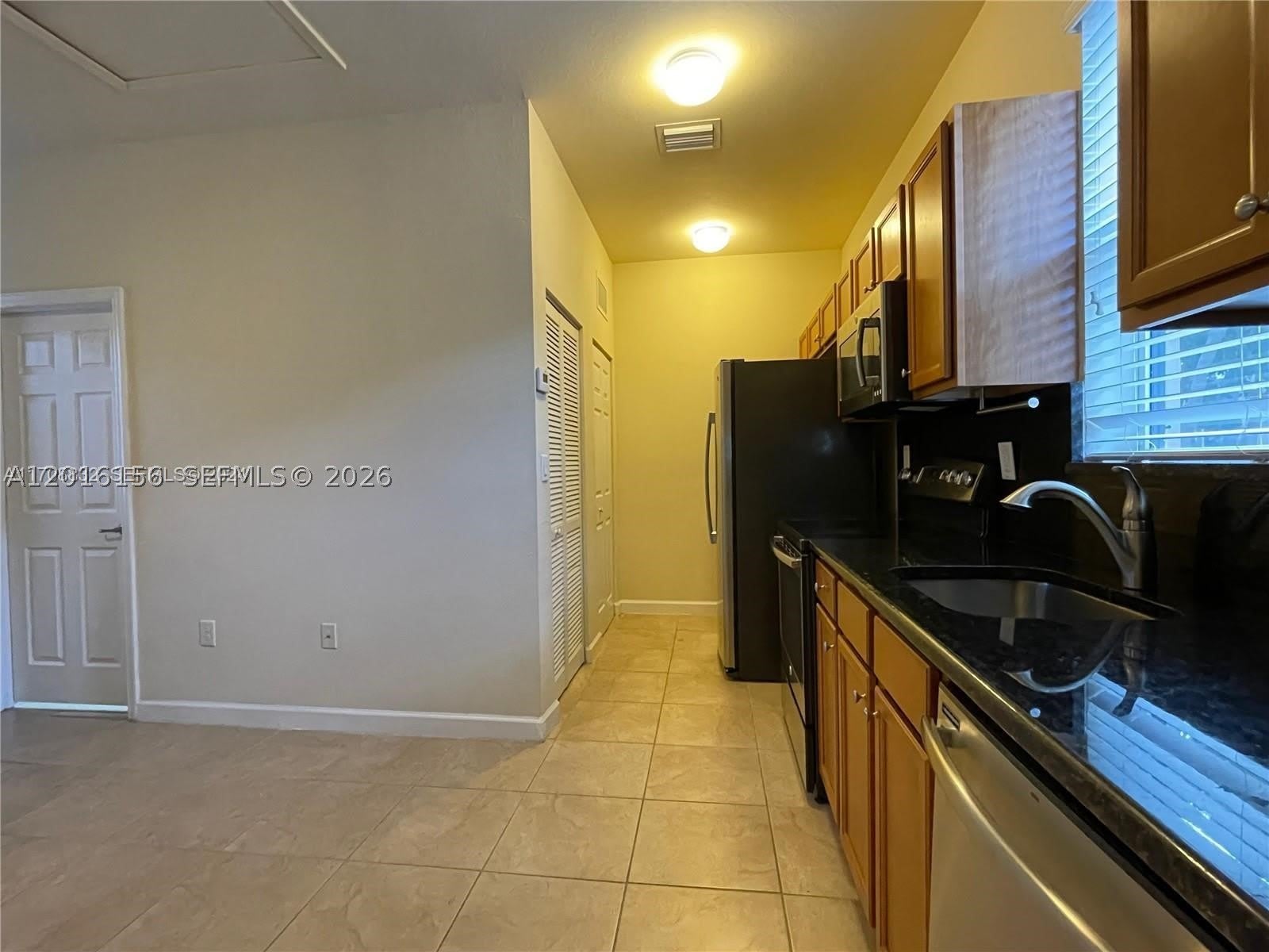 9351 SW 171st Ave – photo 3