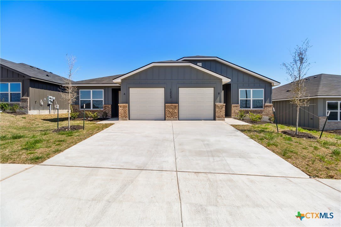 1223 Concord Drive – photo 1
