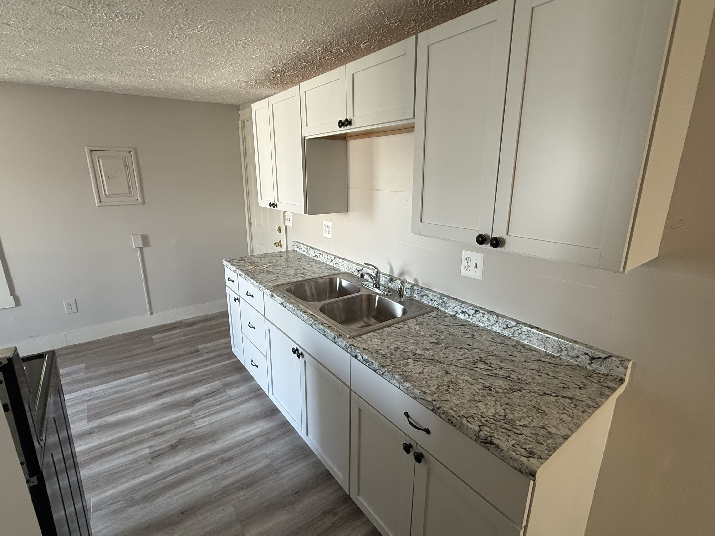 170-3 Spruce Street – photo 3