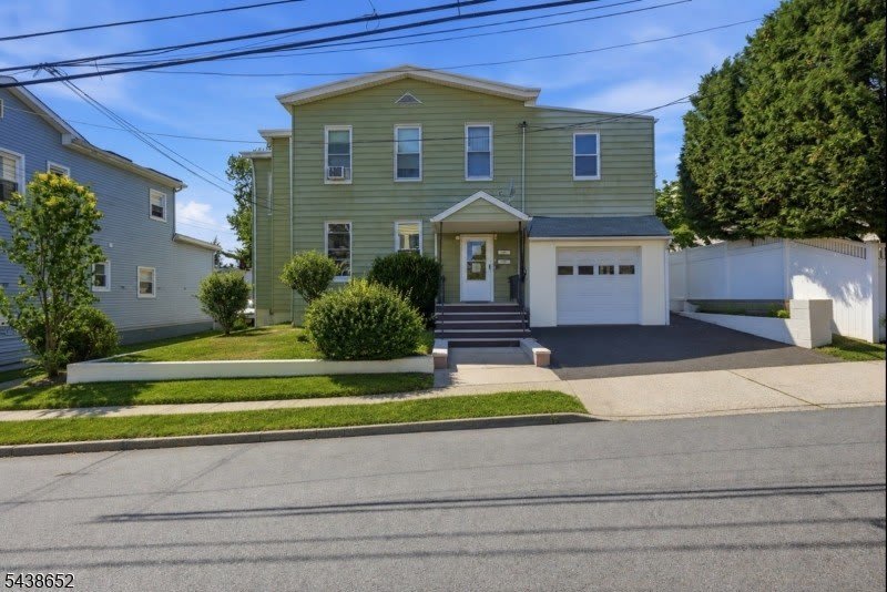 508 2Nd St – photo 2