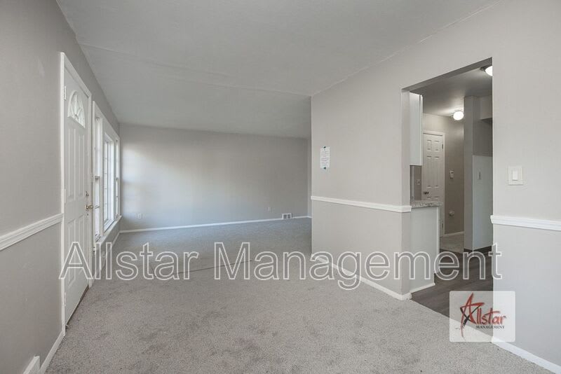 8958 Woodridge Ln – photo 5
