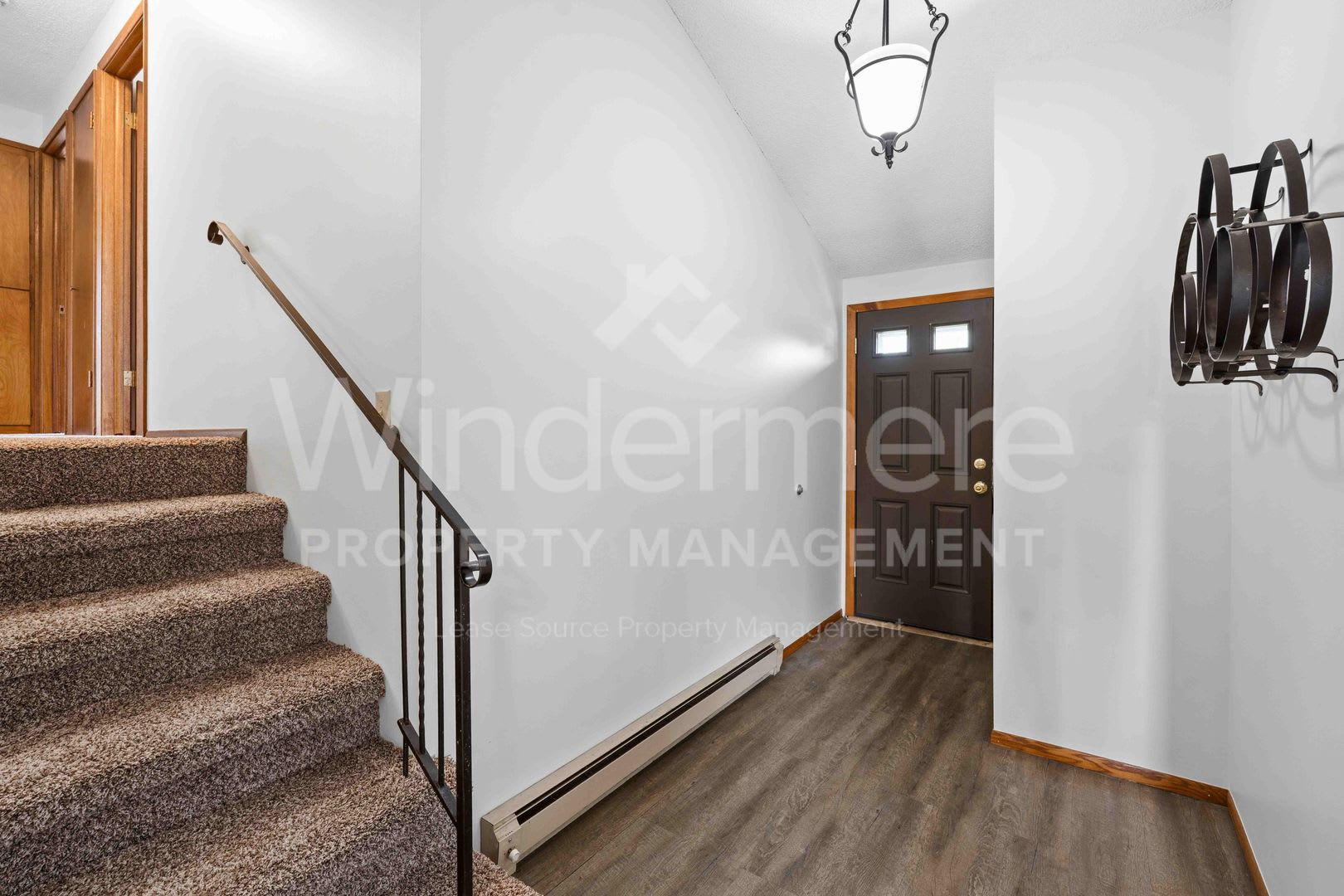 **Half off one month's rent!!** 3 Bed 2 bath property centrally located in Spokane Valley – photo 5