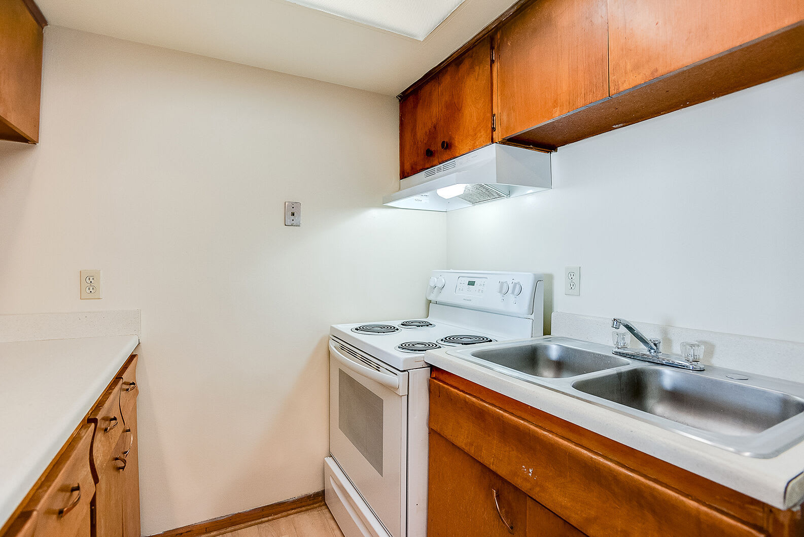 424 W 24Th Street – photo 1