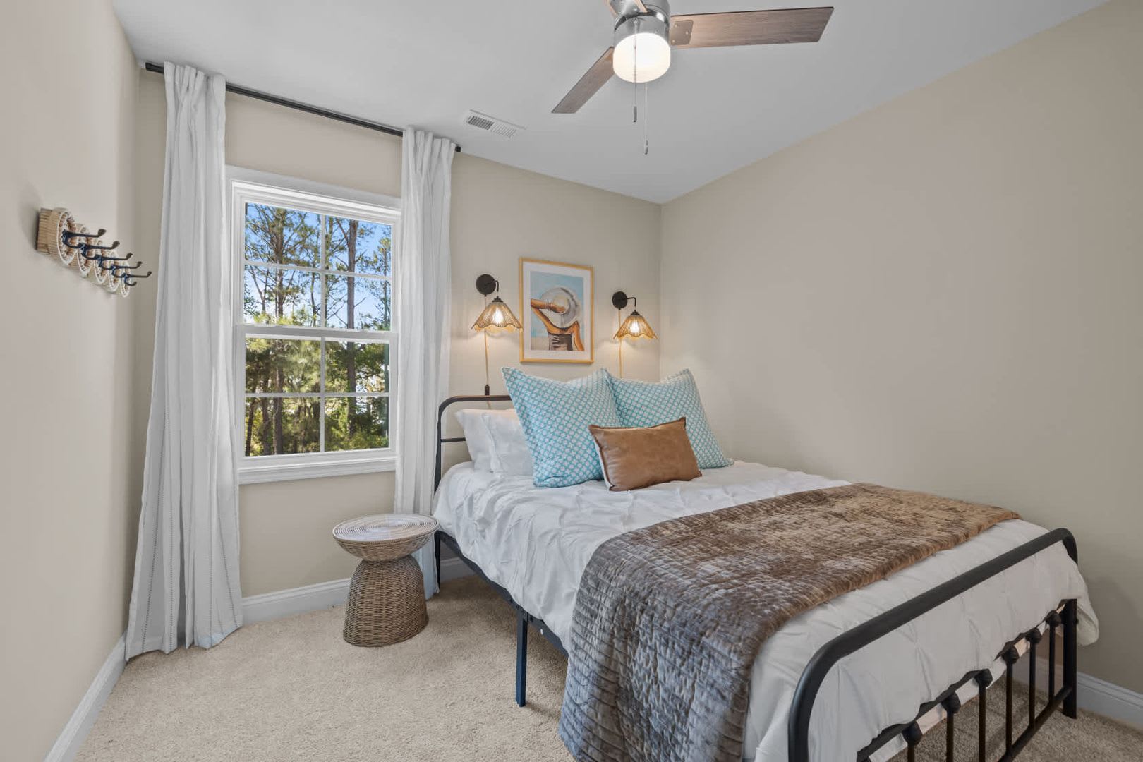 OFF SEASON RENTAL ONLY – photo 3