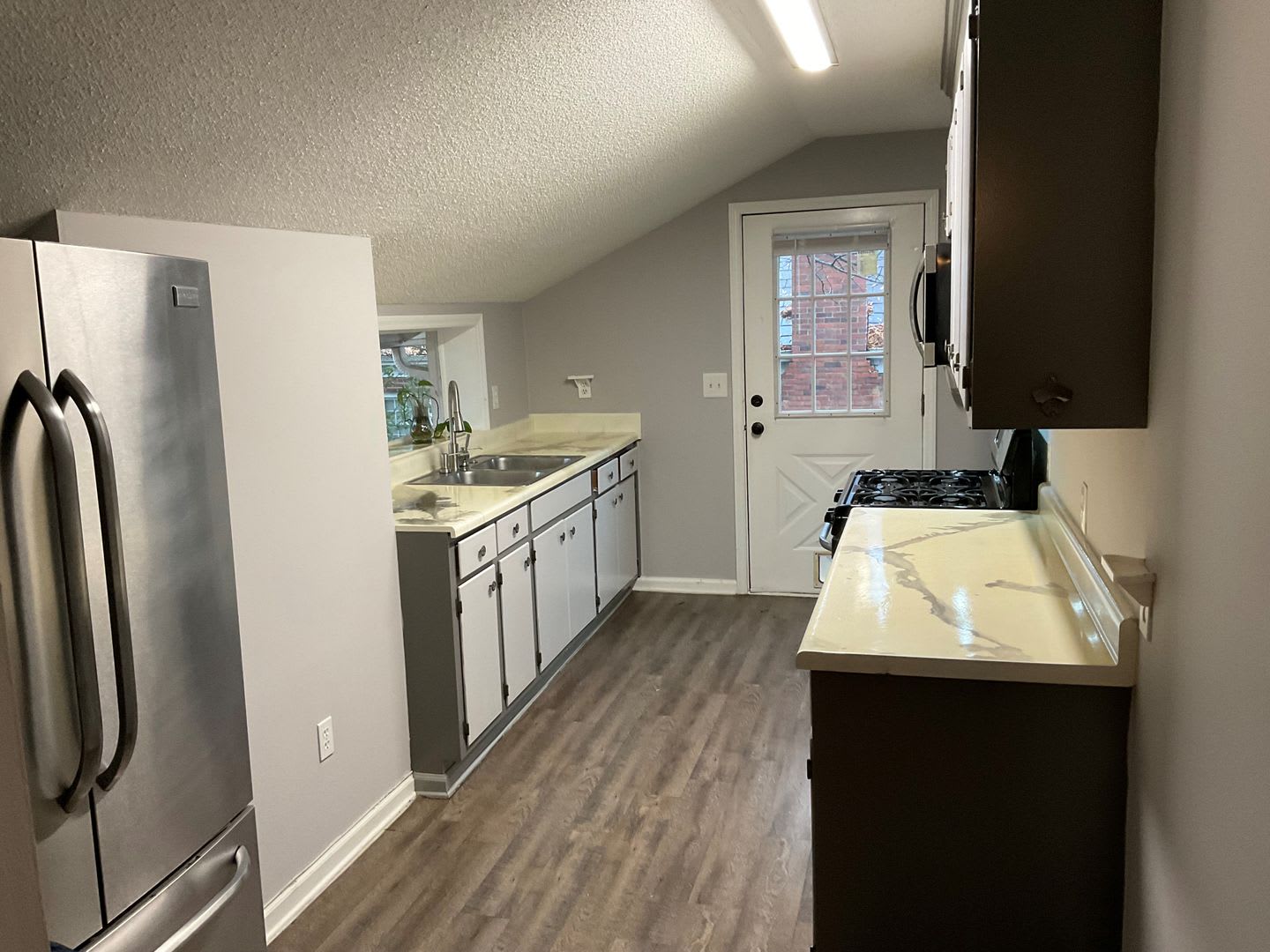 Coming Soon!! Two bedroom one bath apartment in Gastonia! Section 8 Accepted!! – photo 3