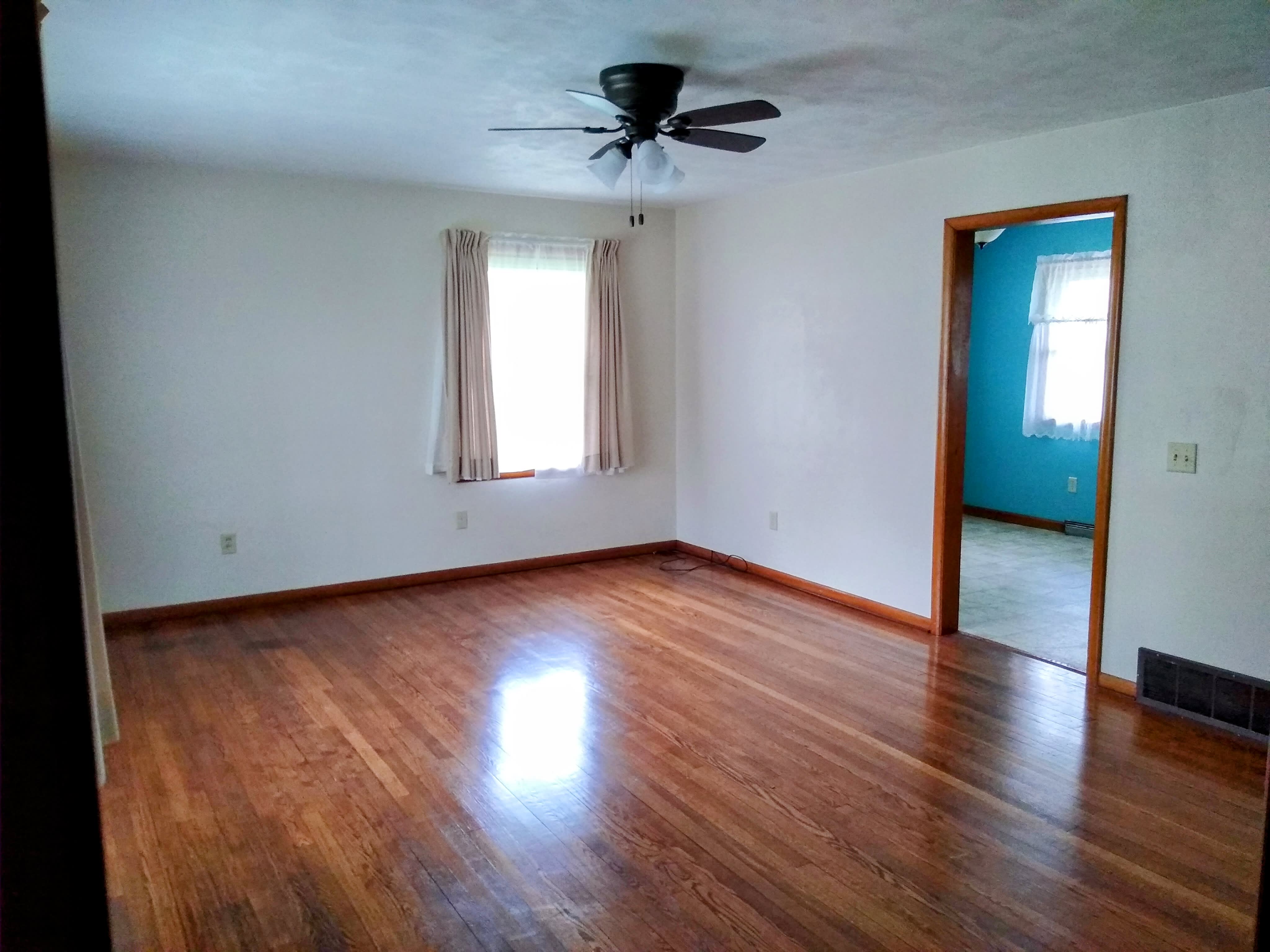 205 Sherwood Drive – photo 2